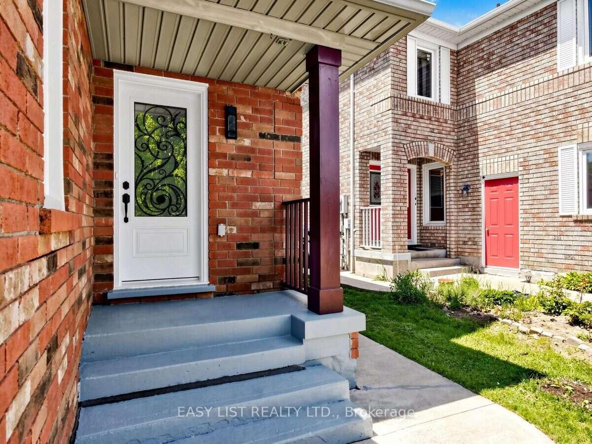 Photo 5 of 16 Mount Fuji Crescent, Brampton, Sandringham-Wellington — HOMEH
