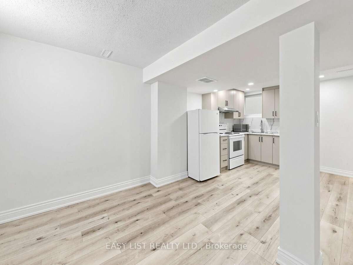 Photo 34 of 16 Mount Fuji Crescent, Brampton, Sandringham-Wellington — HOMEH