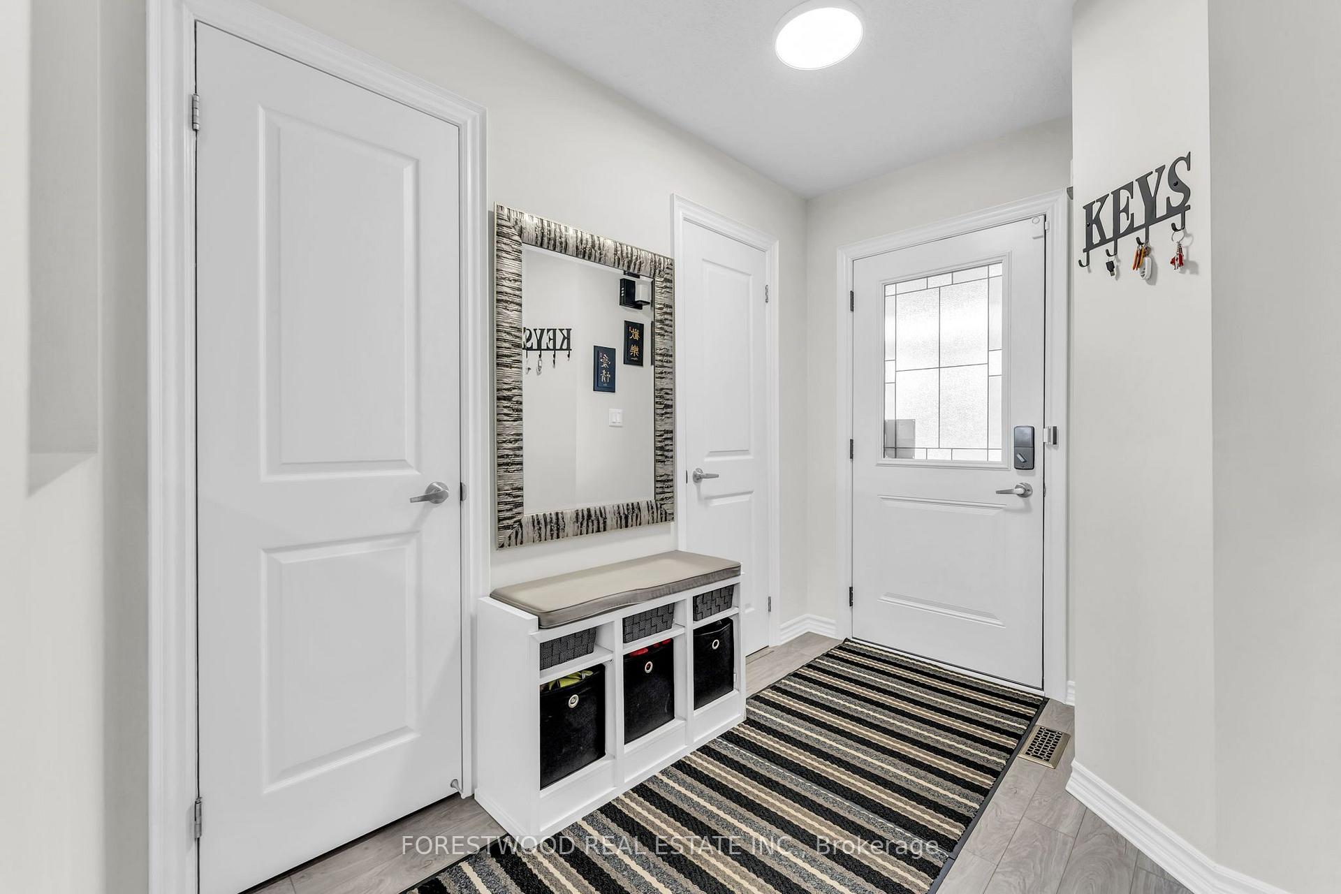 Photo 4 of 451 Jay Crescent, Orangeville — HOMEH