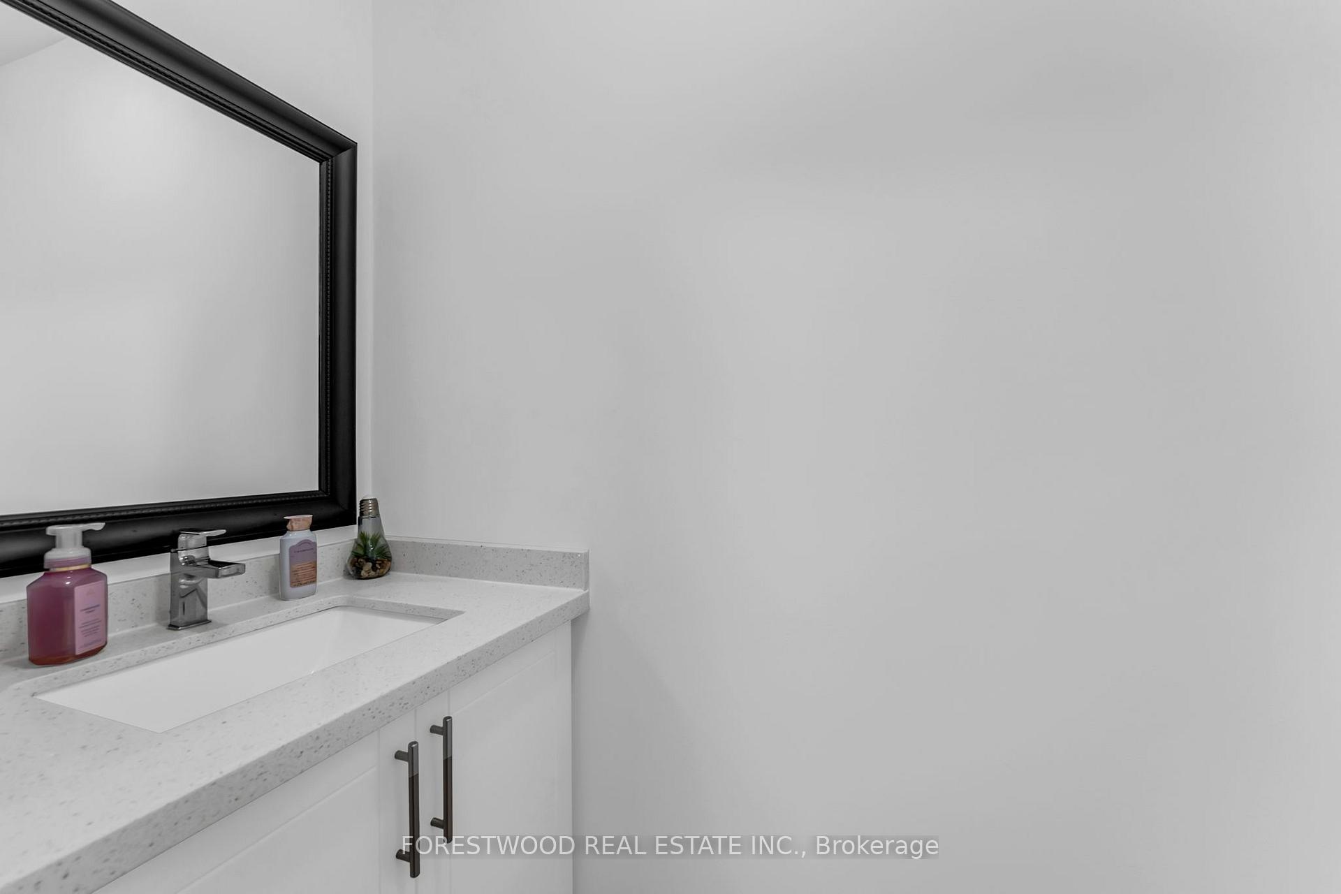 Photo 6 of 451 Jay Crescent, Orangeville — HOMEH