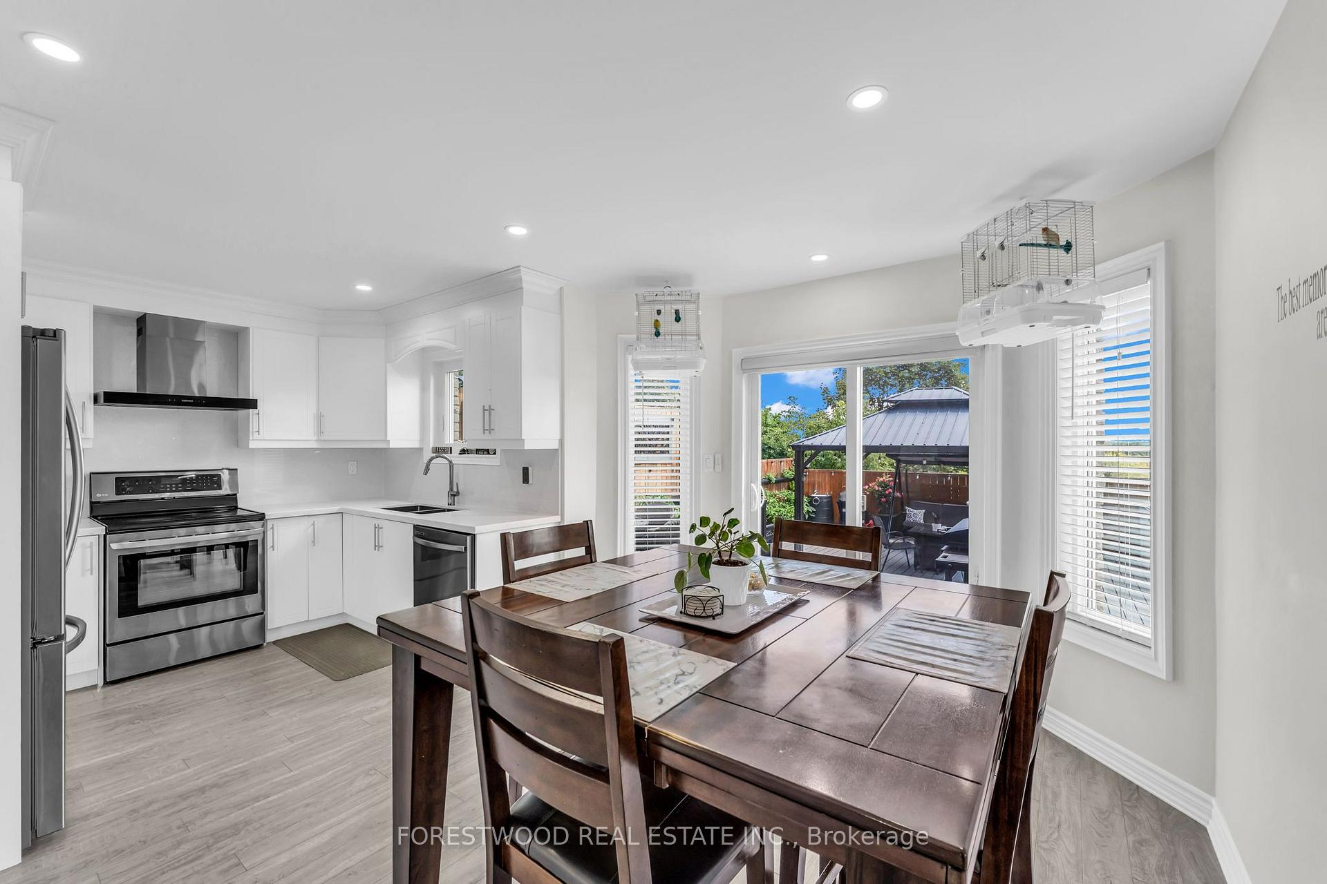 Photo 11 of 451 Jay Crescent, Orangeville — HOMEH
