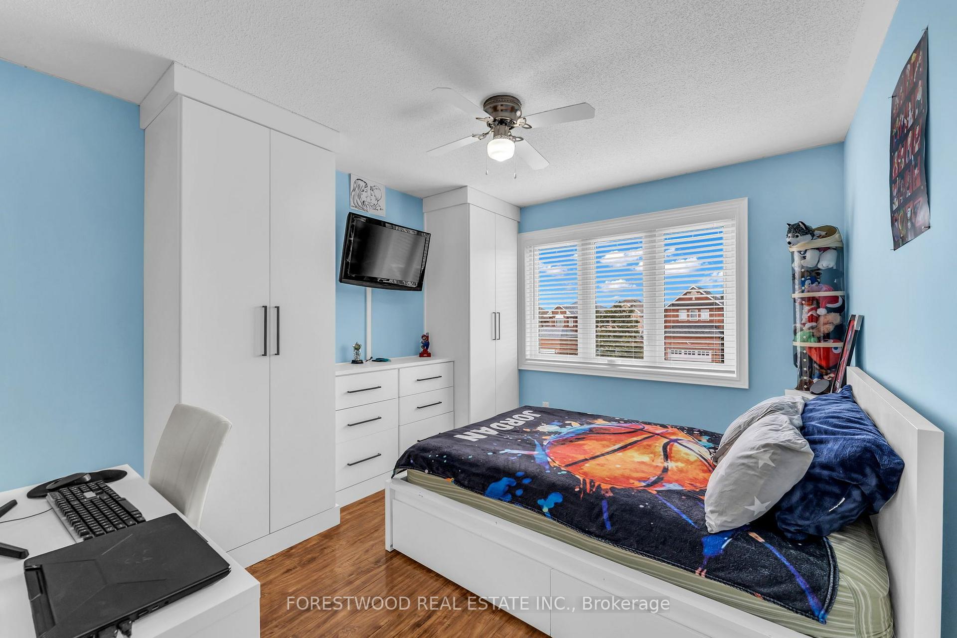 Photo 20 of 451 Jay Crescent, Orangeville — HOMEH