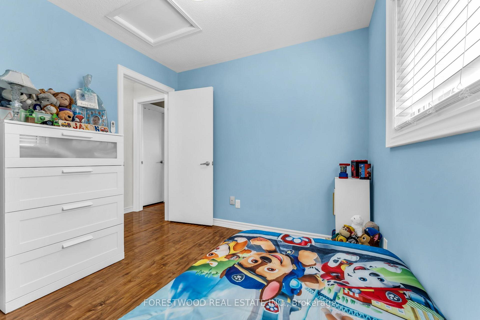 Photo 23 of 451 Jay Crescent, Orangeville — HOMEH