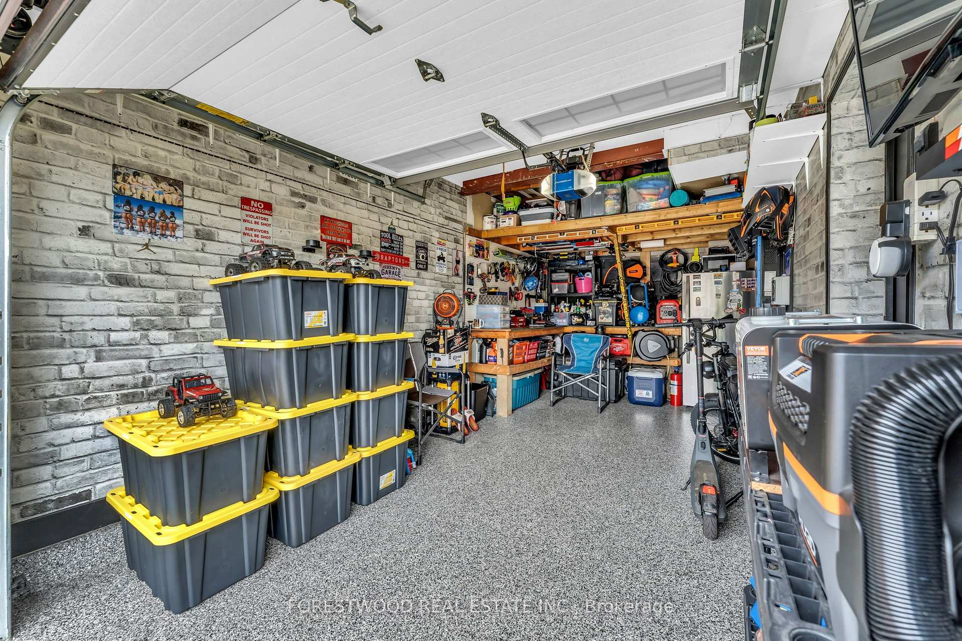 Photo 27 of 451 Jay Crescent, Orangeville — HOMEH