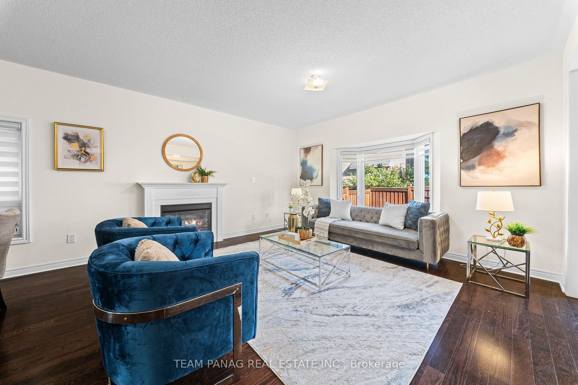 Photo 10 of 124 Watsonbrook Drive, Brampton, Sandringham-Wellington — HOMEH