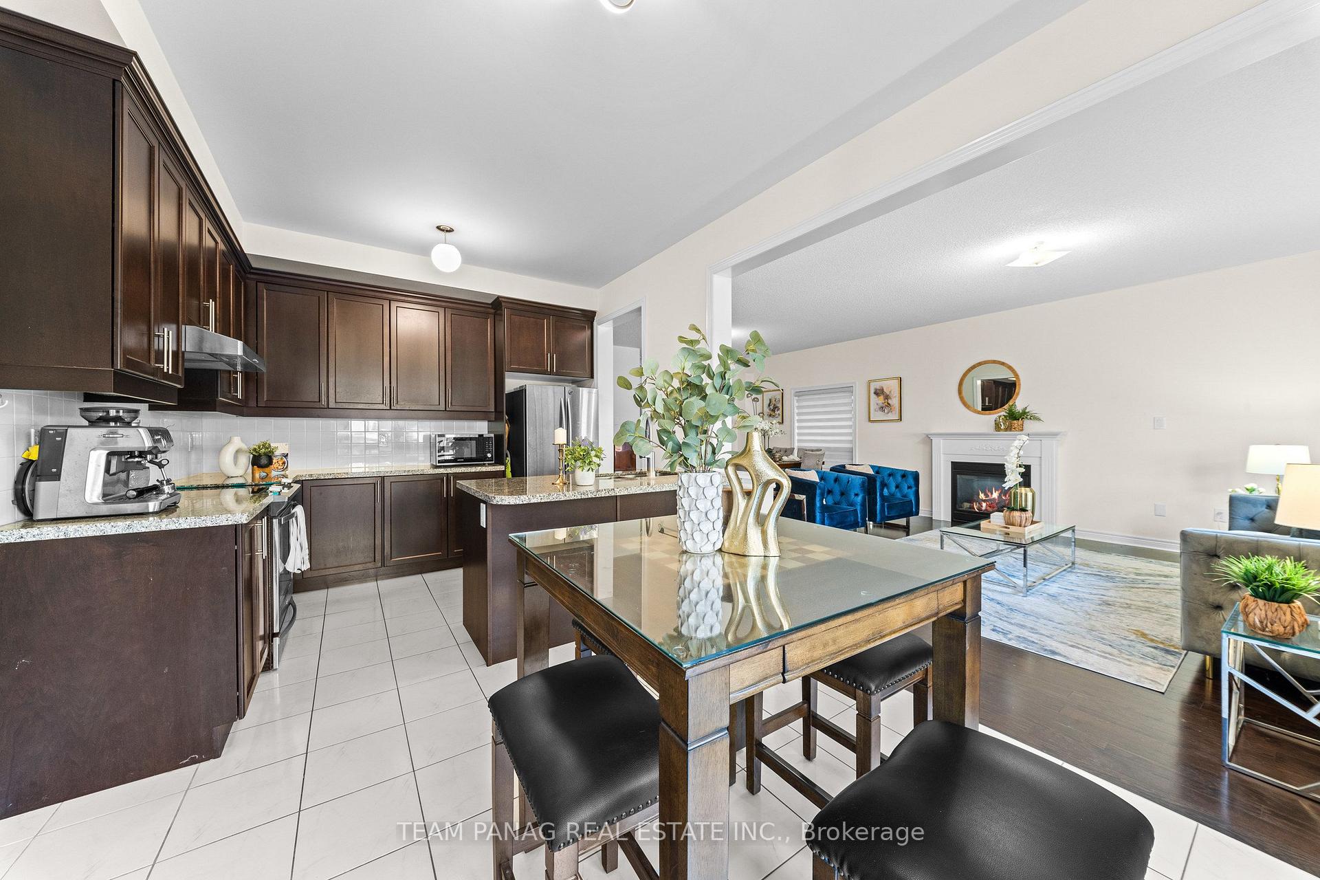 Photo 19 of 124 Watsonbrook Drive, Brampton, Sandringham-Wellington — HOMEH