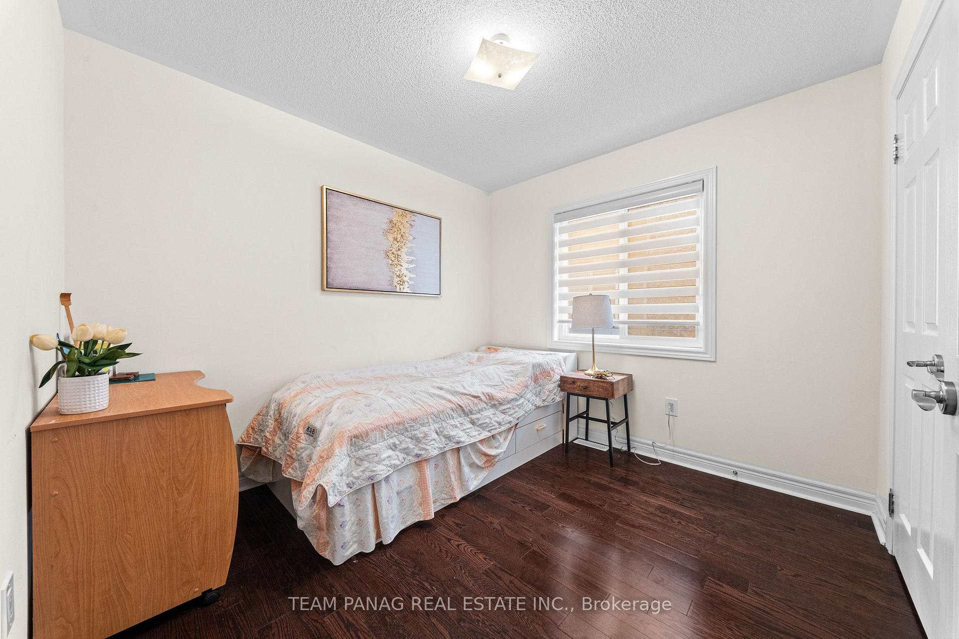 Photo 38 of 124 Watsonbrook Drive, Brampton, Sandringham-Wellington — HOMEH