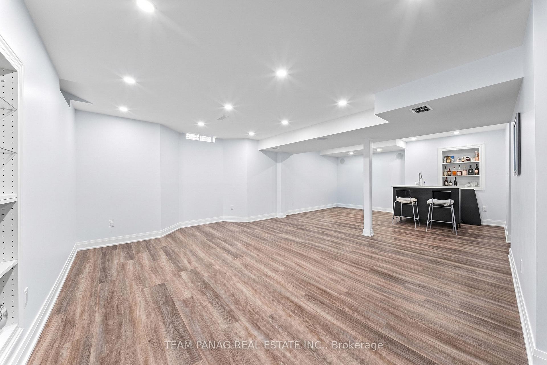 Photo 42 of 124 Watsonbrook Drive, Brampton, Sandringham-Wellington — HOMEH