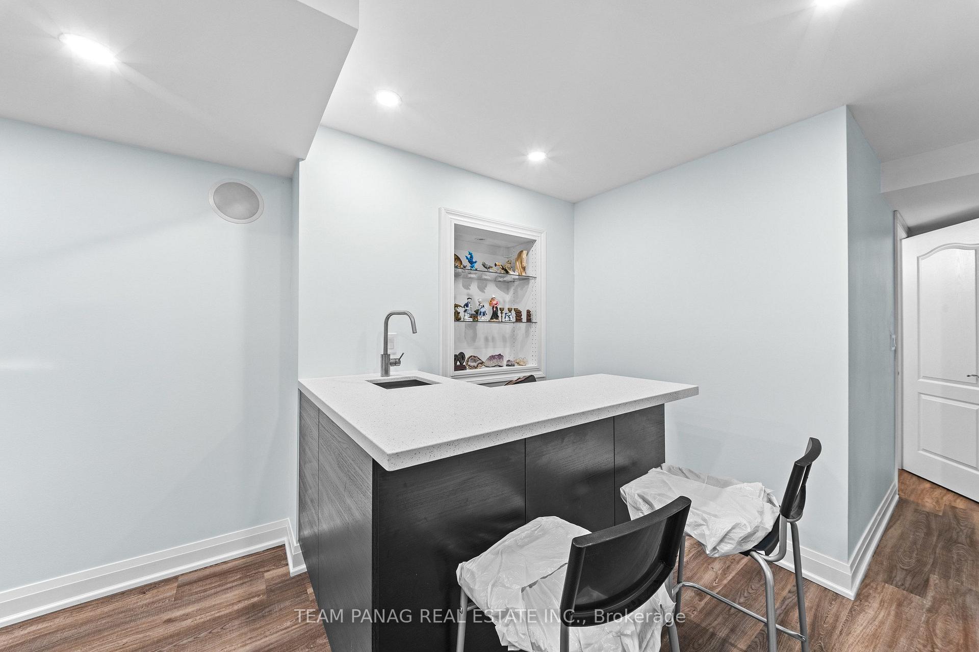 Photo 45 of 124 Watsonbrook Drive, Brampton, Sandringham-Wellington — HOMEH