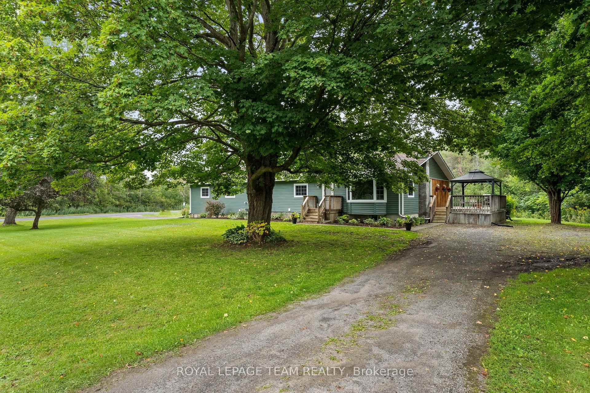 Photo 3 of 9115 County 44 Road, Edwardsburgh/Cardinal, Edwardsburgh/Cardinal Twp — HOMEH