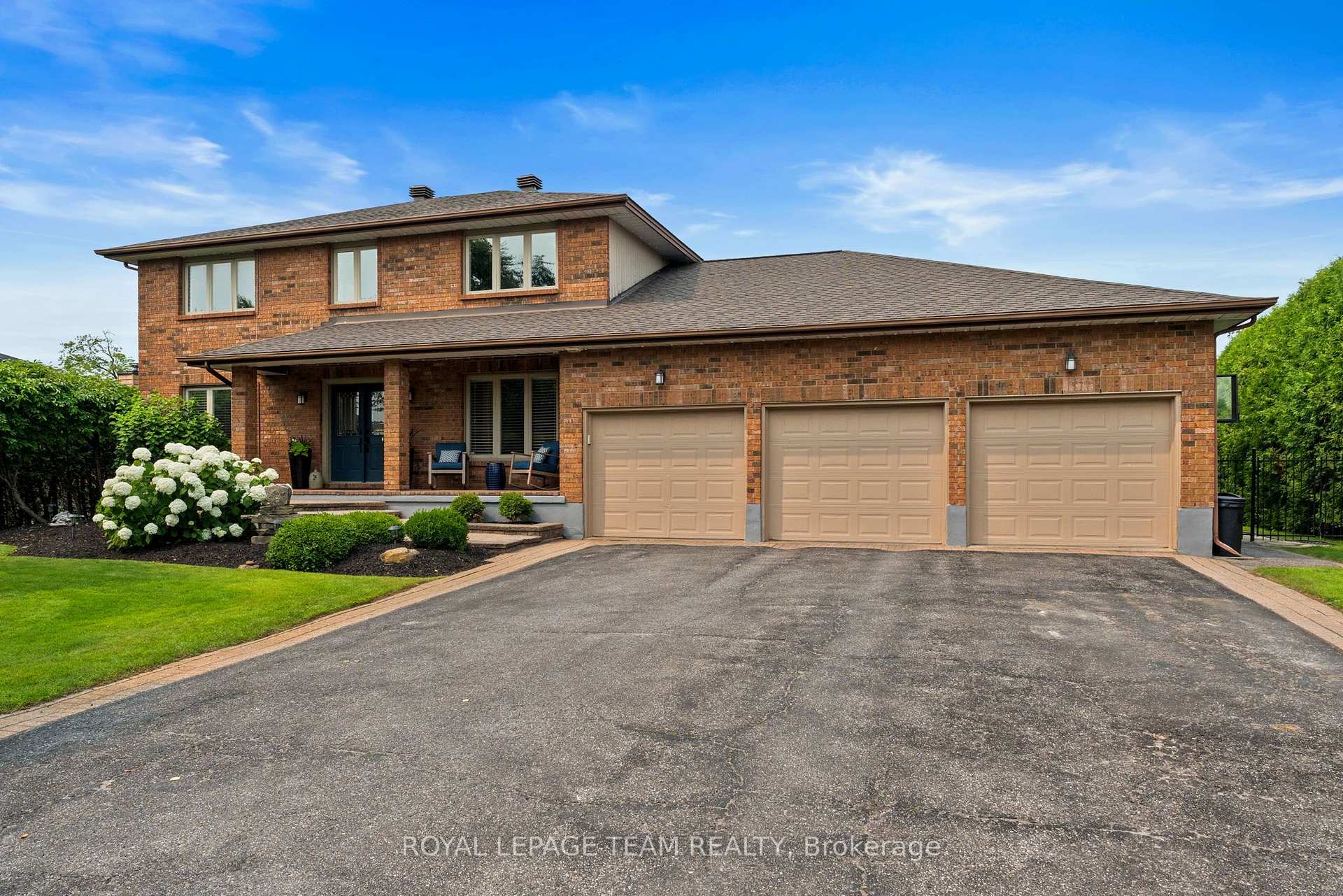 Photo 2 of 1095 Bravar Drive, Ottawa, Manotick Long Island & Nicholls Island — HOMEH