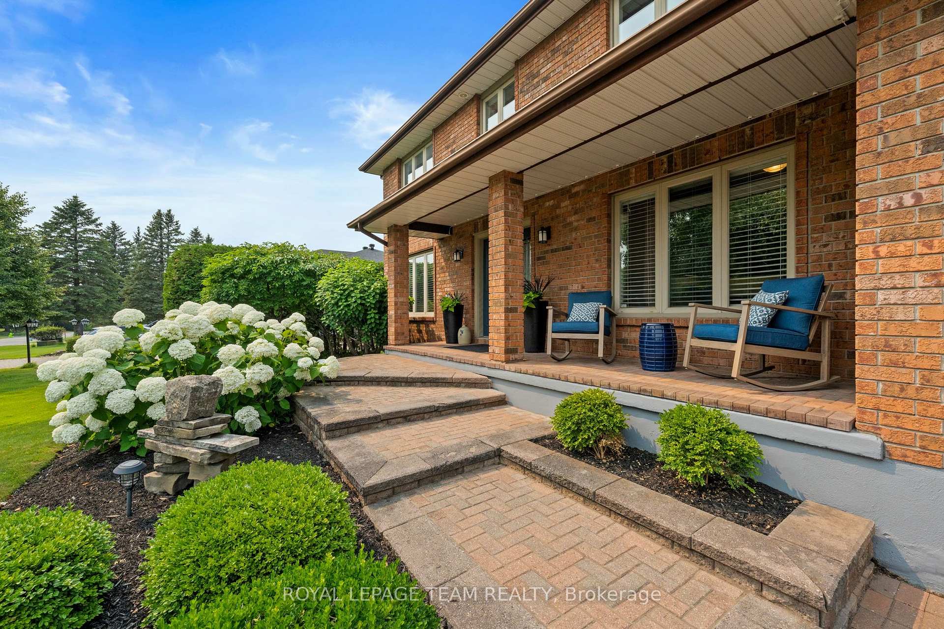 Photo 3 of 1095 Bravar Drive, Ottawa, Manotick Long Island & Nicholls Island — HOMEH