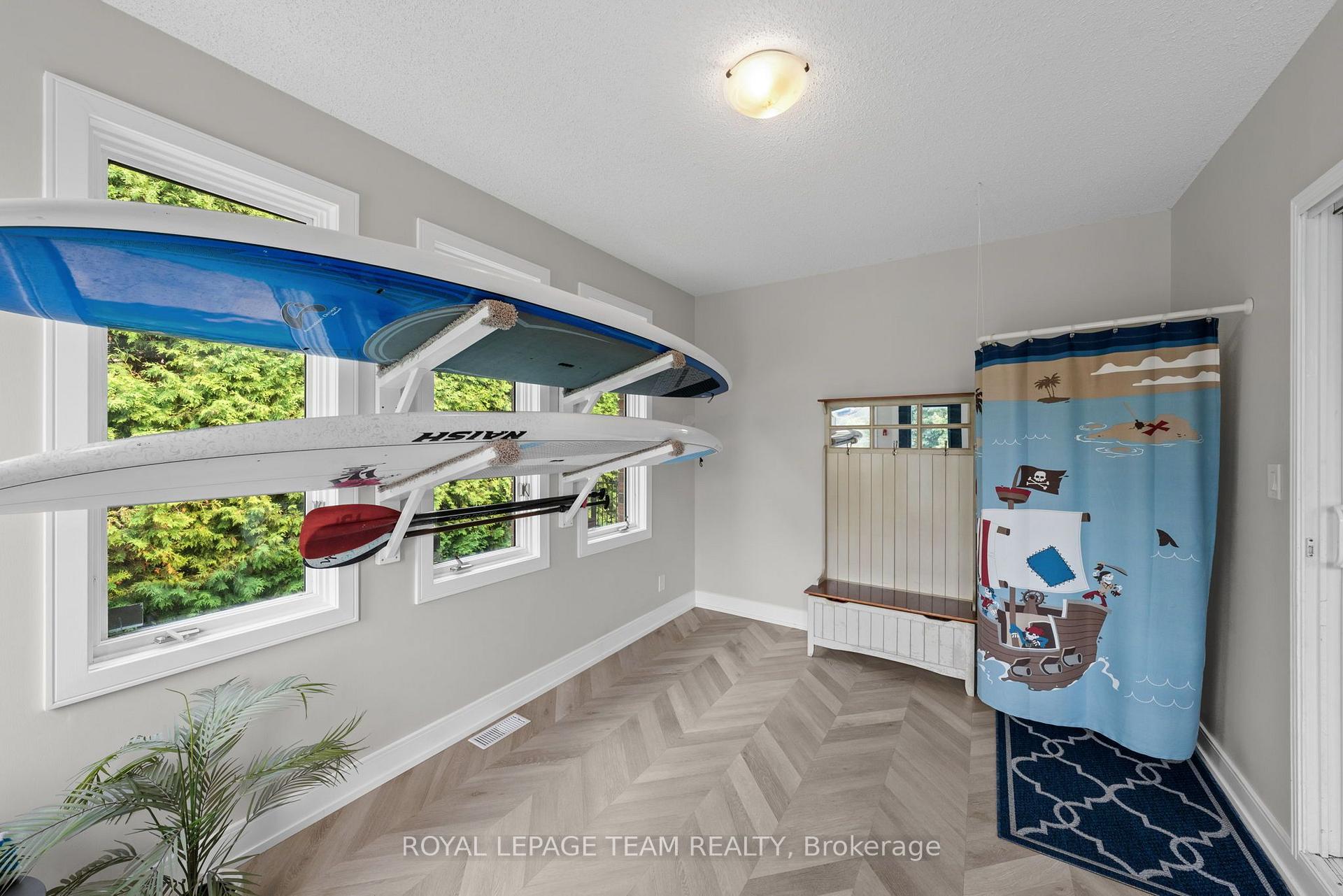 Photo 17 of 1095 Bravar Drive, Ottawa, Manotick Long Island & Nicholls Island — HOMEH