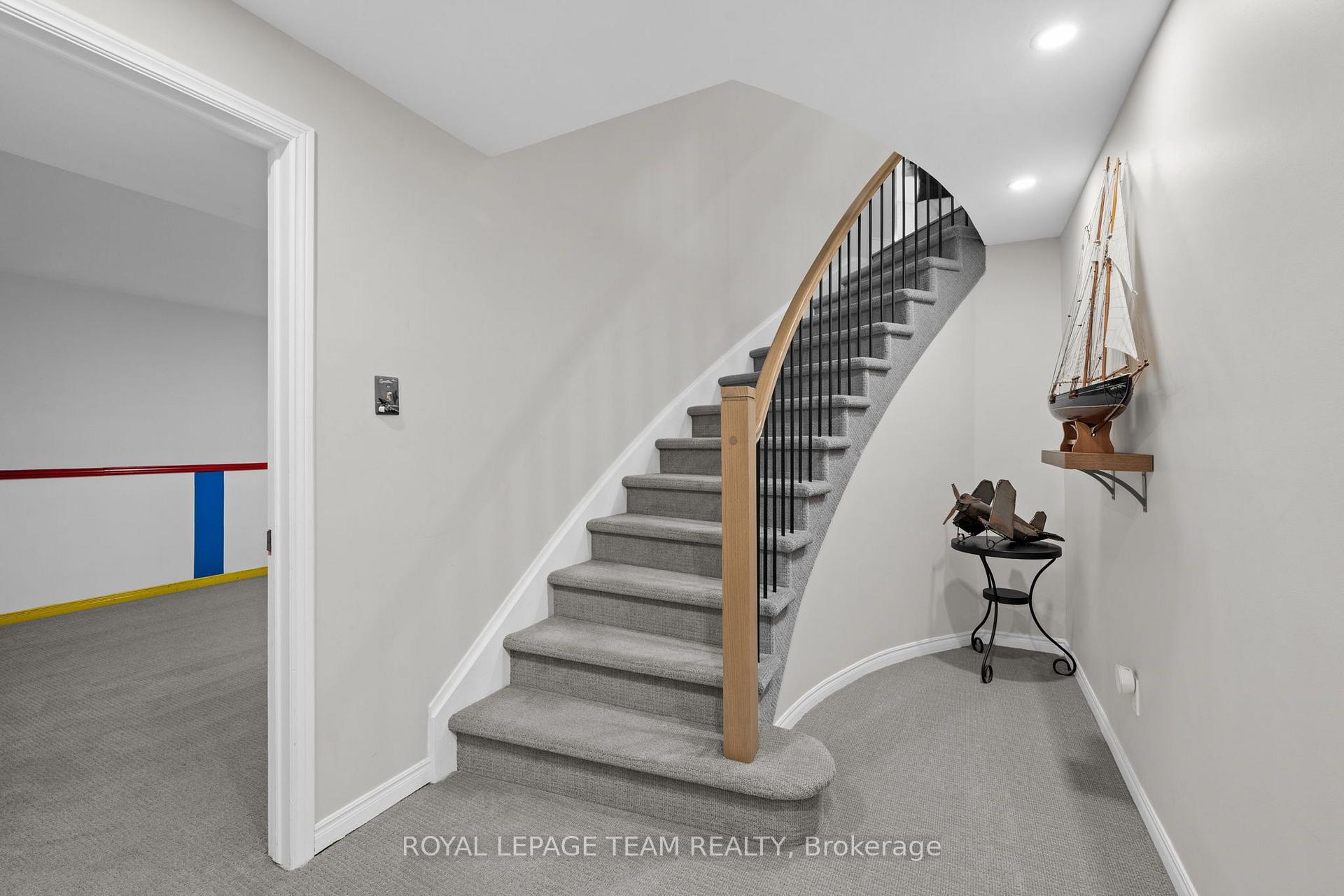Photo 33 of 1095 Bravar Drive, Ottawa, Manotick Long Island & Nicholls Island — HOMEH