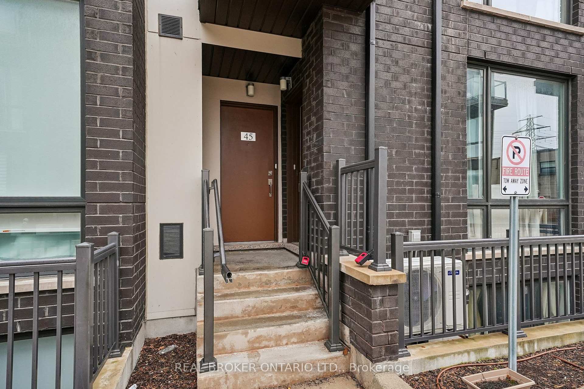 Photo 3 of Unit 46, 26 Fieldway Road, Etobicoke, Islington-City Centre West — HOMEH