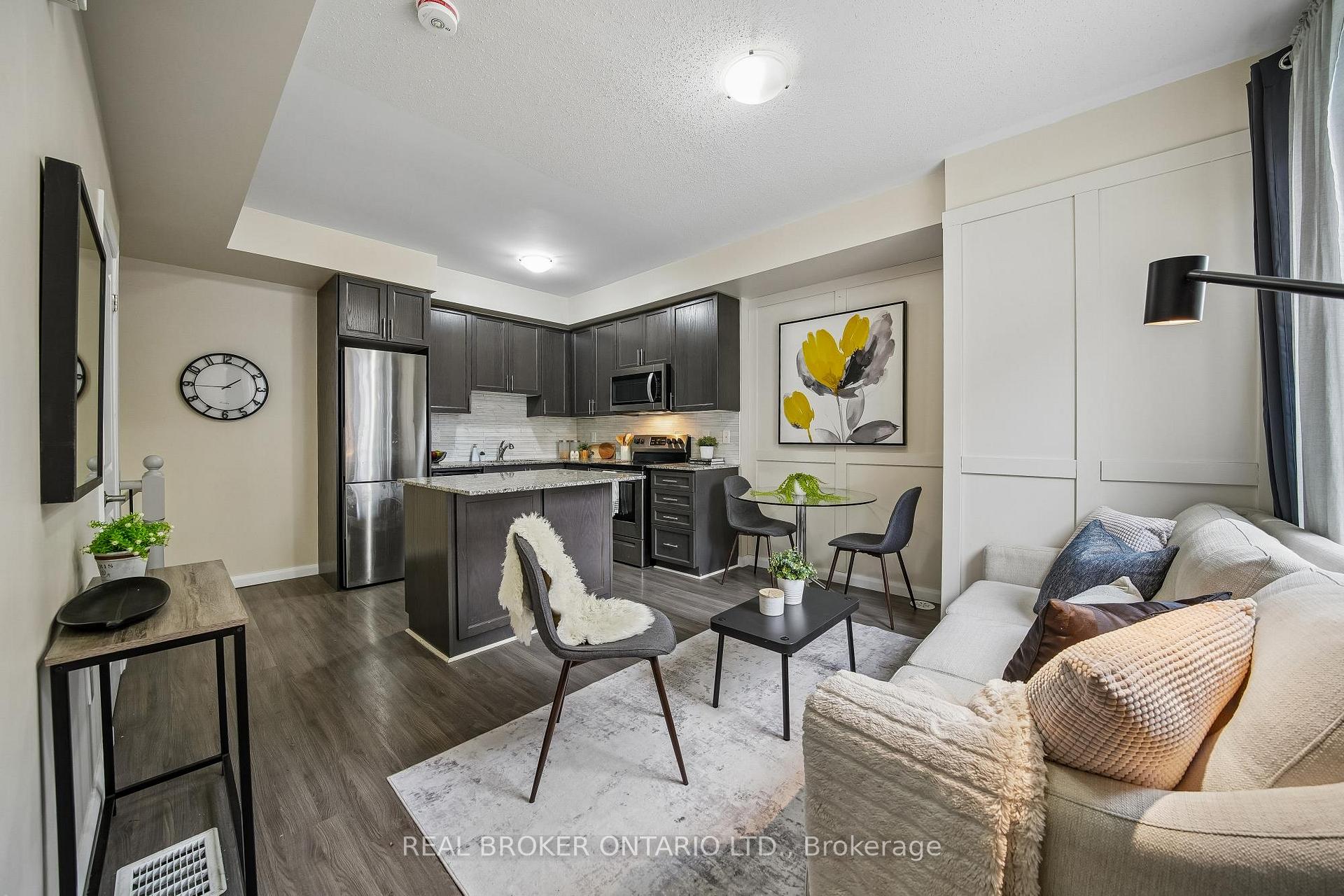 Photo 5 of Unit 46, 26 Fieldway Road, Etobicoke, Islington-City Centre West — HOMEH