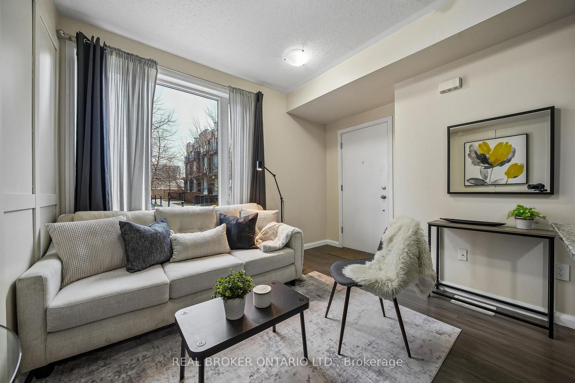 Photo 6 of Unit 46, 26 Fieldway Road, Etobicoke, Islington-City Centre West — HOMEH