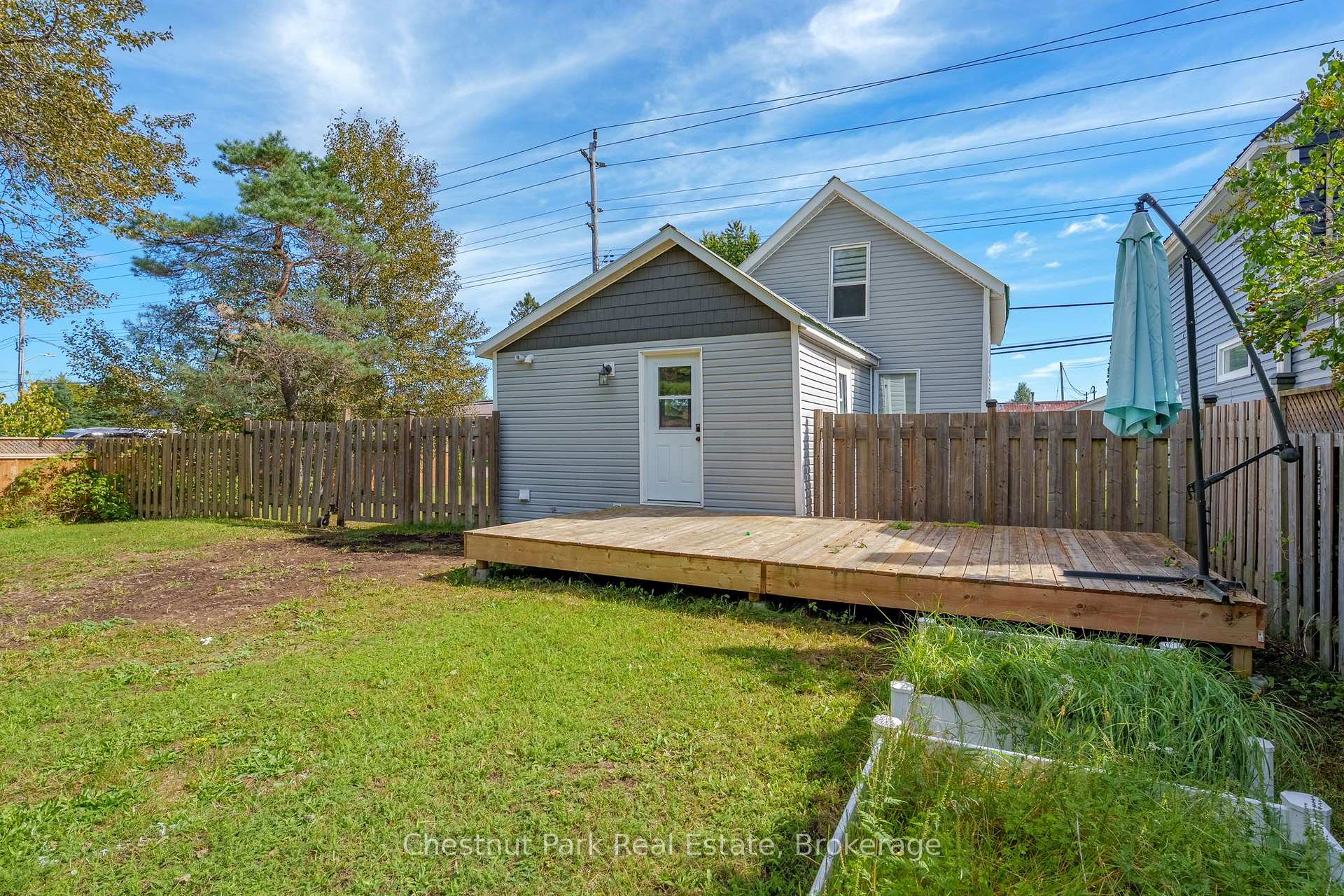 Photo 24 of 156 Main Street, Perry, Novar — HOMEH