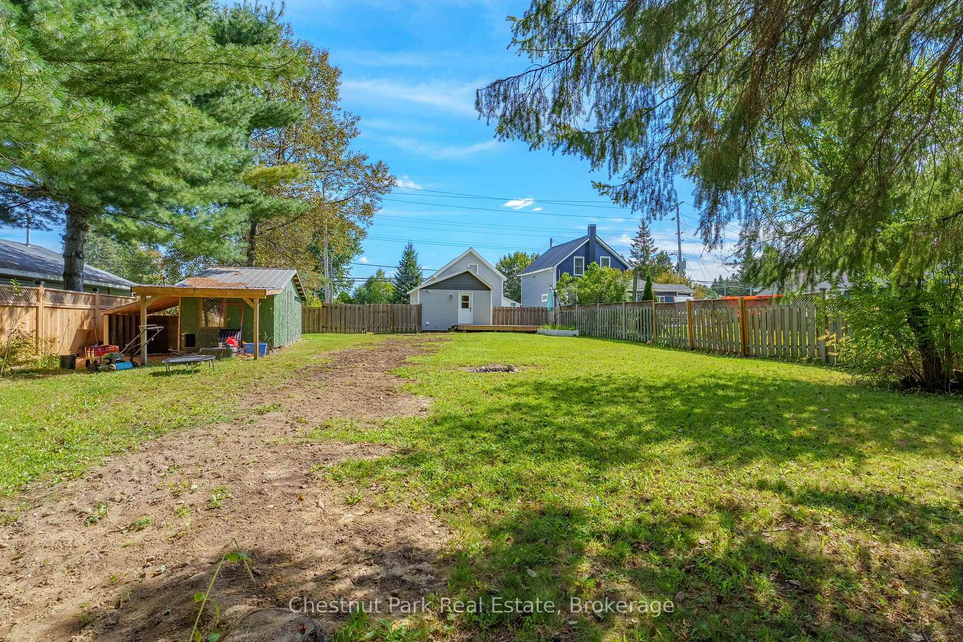 Photo 26 of 156 Main Street, Perry, Novar — HOMEH