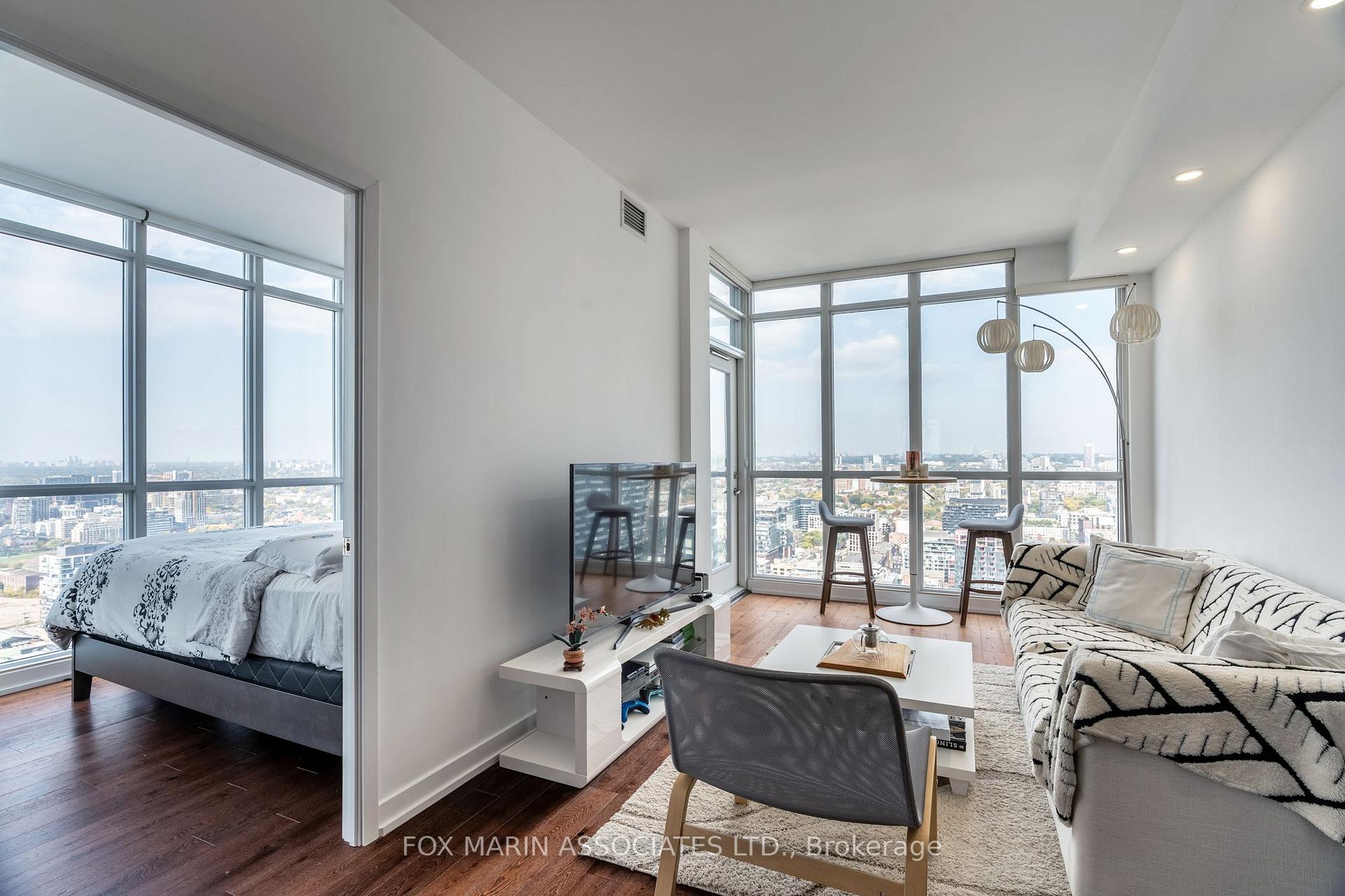 Photo 11 of Unit PH12, 15 Iceboat Terrace, Toronto, Waterfront Communities — HOMEH