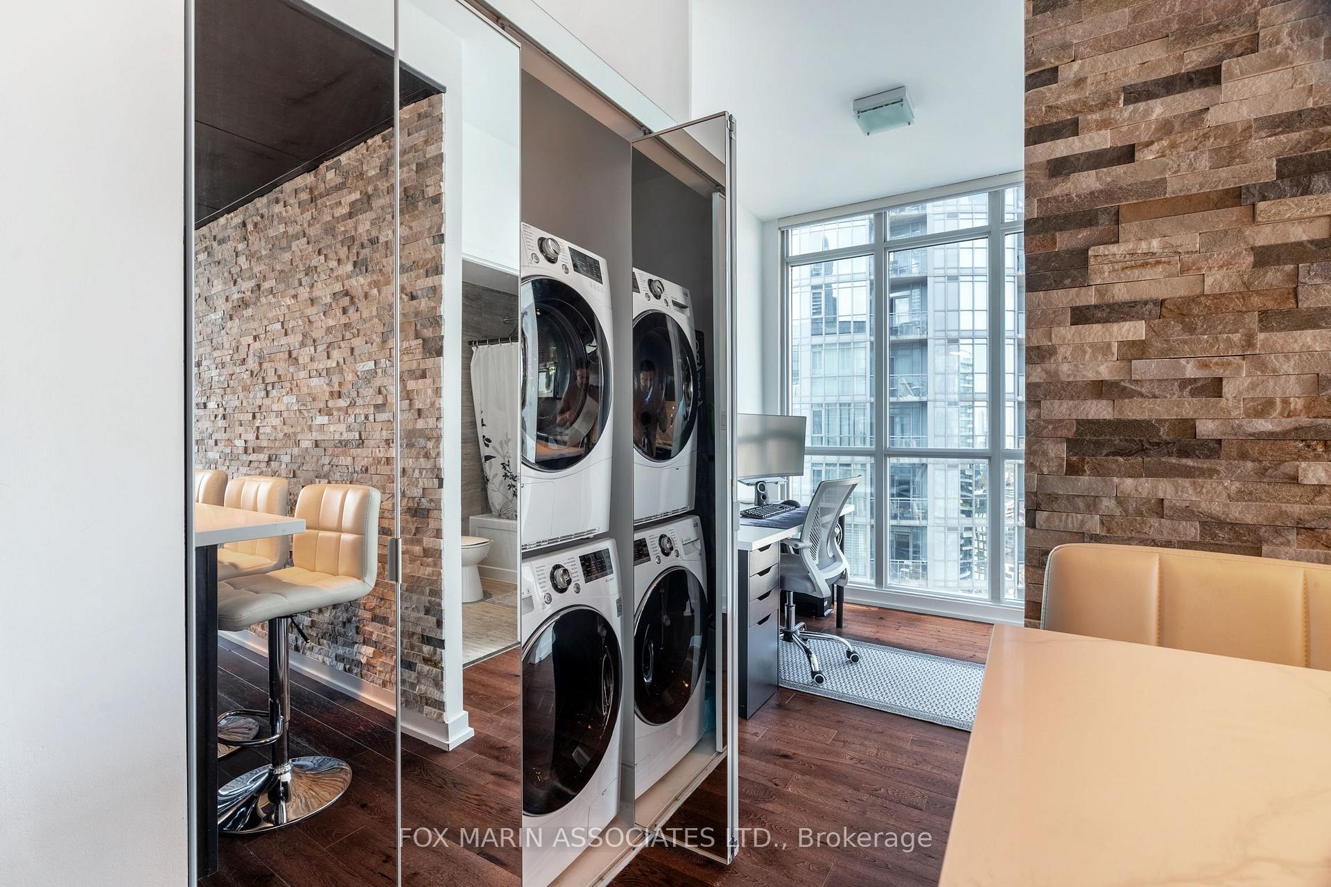 Photo 16 of Unit PH12, 15 Iceboat Terrace, Toronto, Waterfront Communities — HOMEH