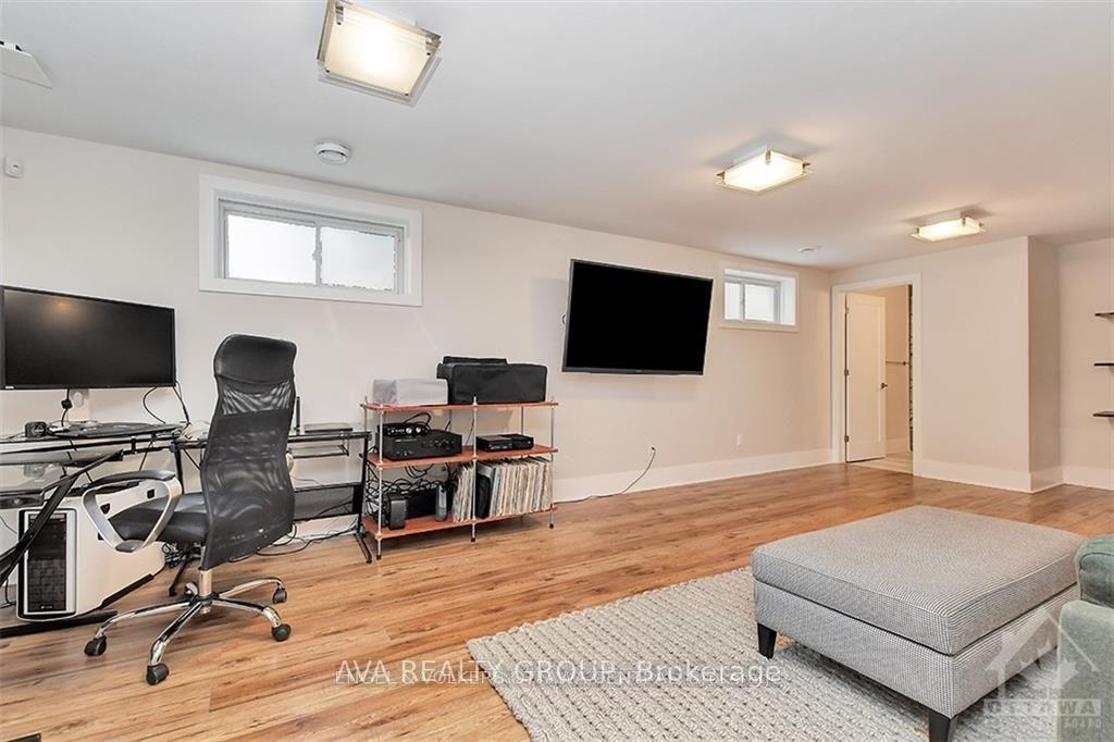 Photo 7 of 230 Carleton Street, Ottawa, Ottawa West/Tunneys Pasture — HOMEH