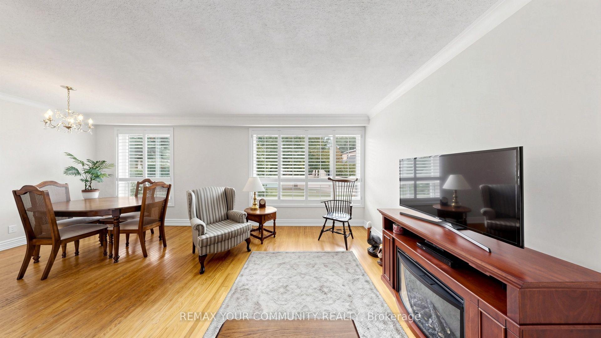 Photo 6 of 43 Seaton Drive, Aurora, Aurora Highlands — HOMEH