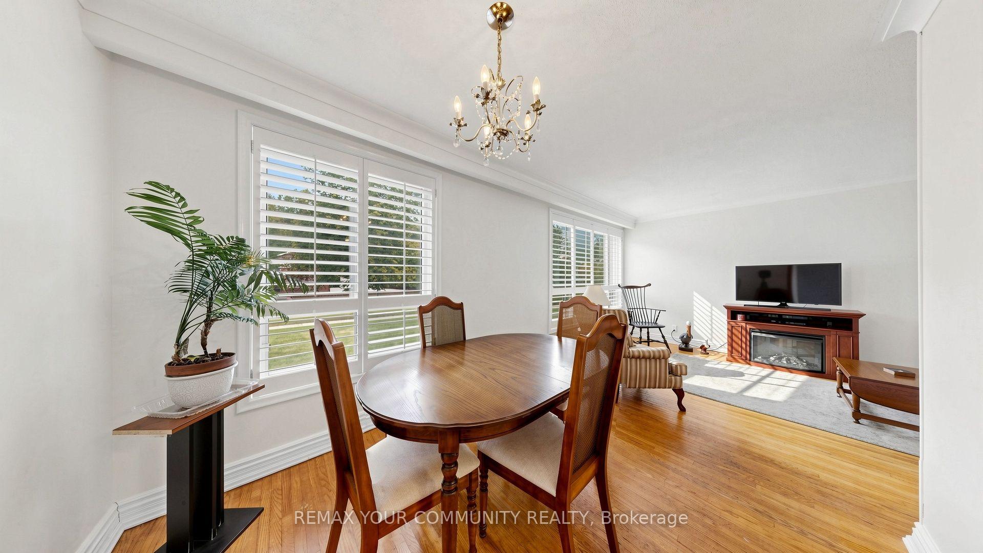 Photo 11 of 43 Seaton Drive, Aurora, Aurora Highlands — HOMEH
