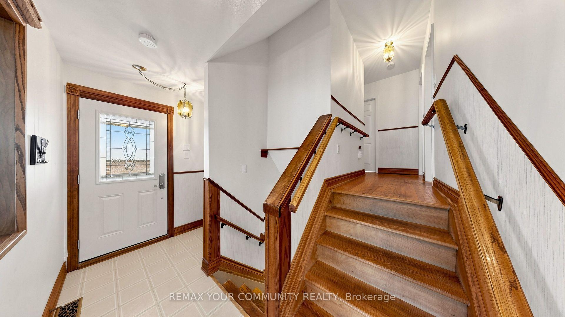 Photo 18 of 43 Seaton Drive, Aurora, Aurora Highlands — HOMEH