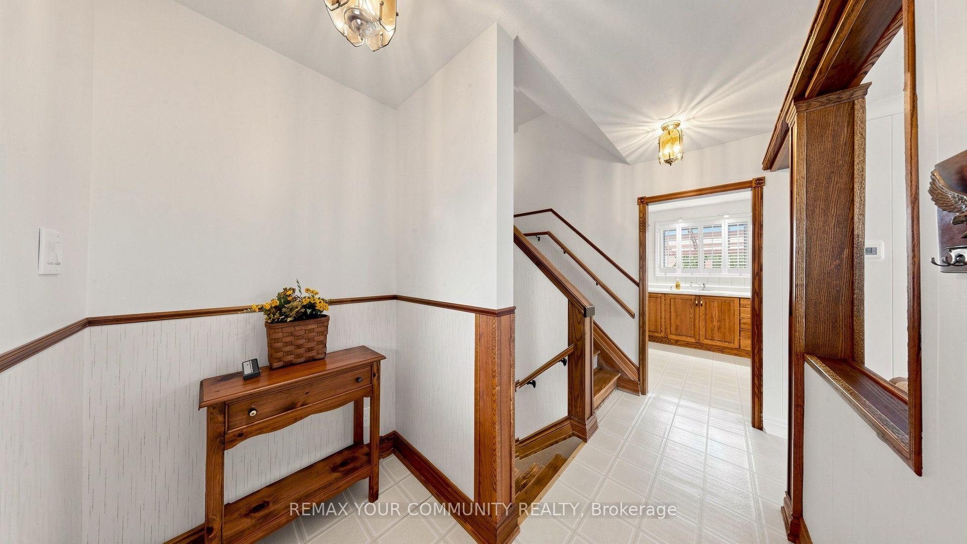 Photo 19 of 43 Seaton Drive, Aurora, Aurora Highlands — HOMEH