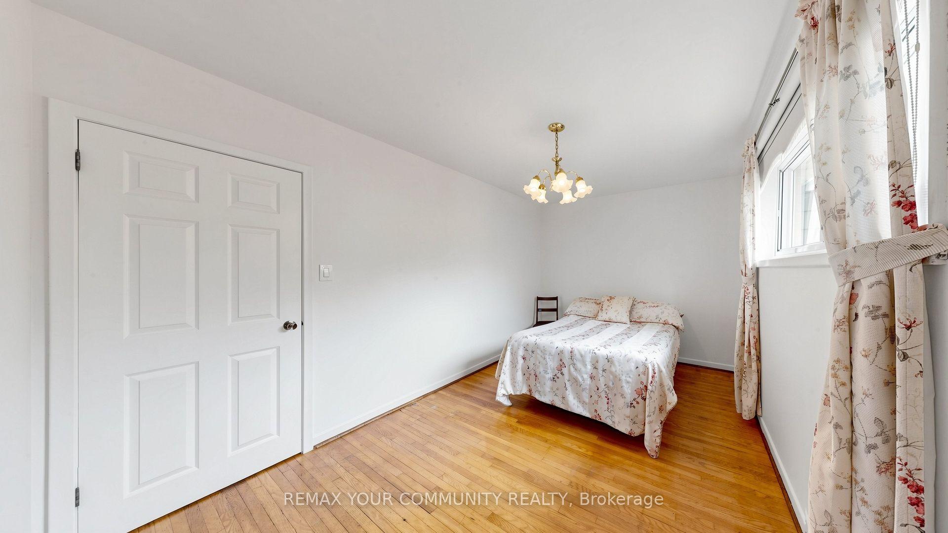 Photo 25 of 43 Seaton Drive, Aurora, Aurora Highlands — HOMEH