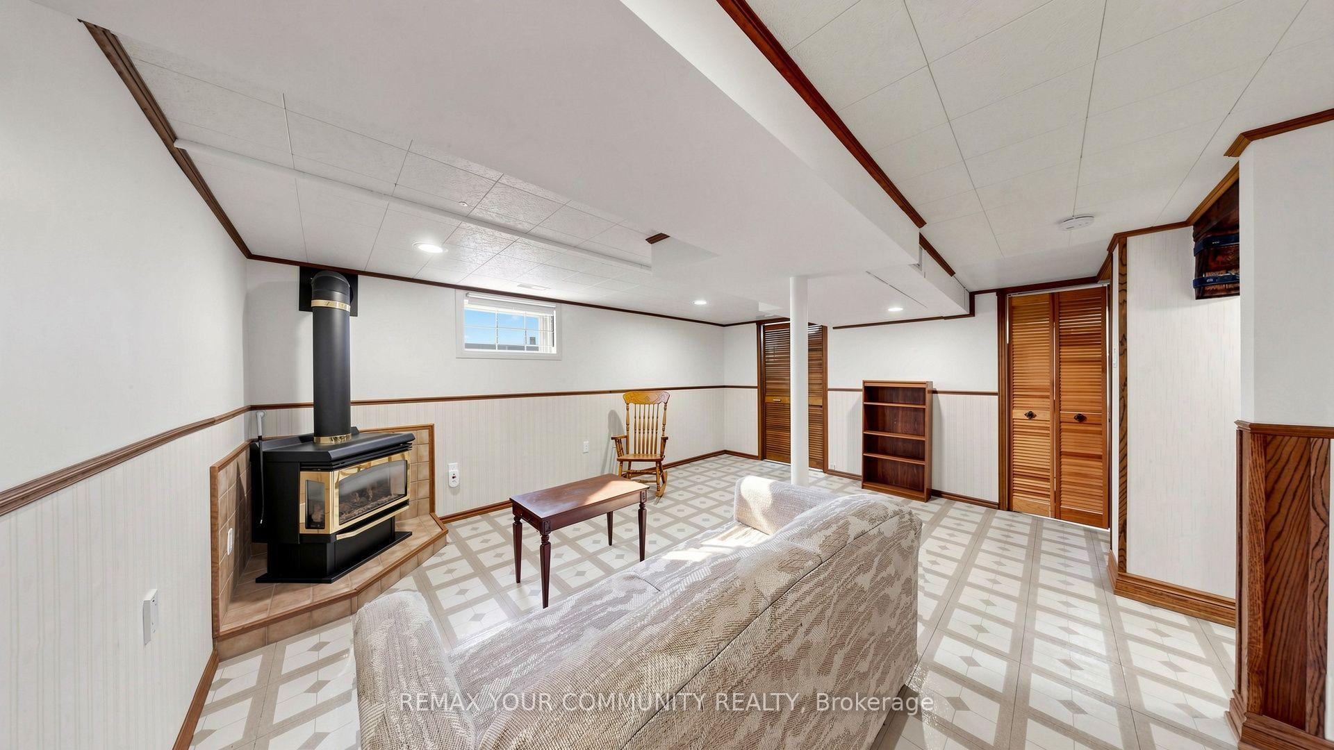Photo 28 of 43 Seaton Drive, Aurora, Aurora Highlands — HOMEH