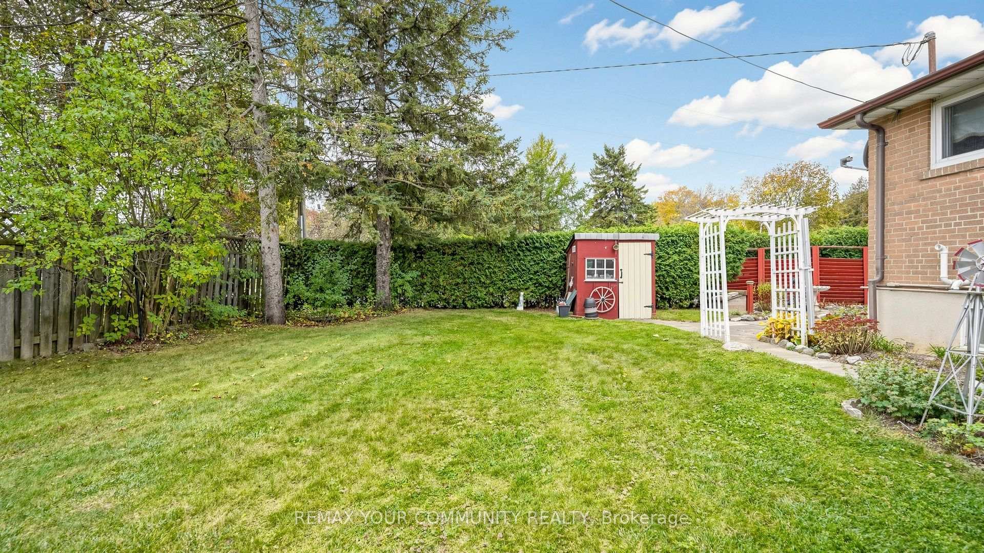 Photo 41 of 43 Seaton Drive, Aurora, Aurora Highlands — HOMEH