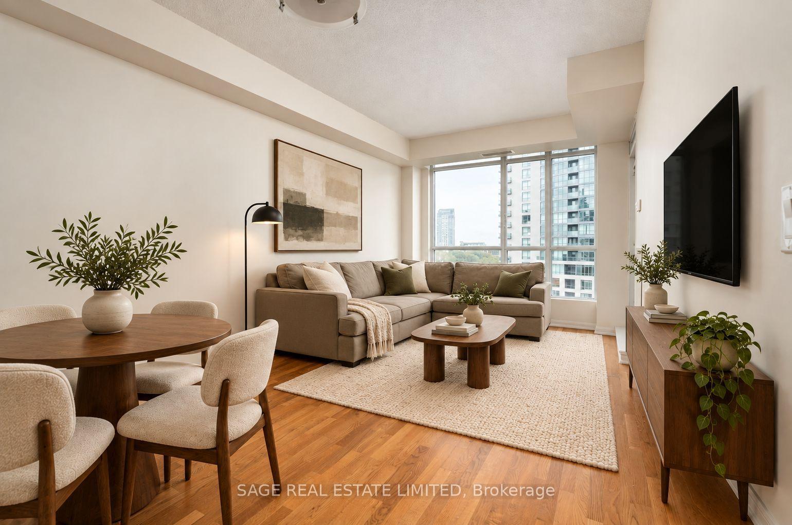 Photo 9 of Unit 904, 628 Fleet Street, Toronto, Waterfront Communities — HOMEH