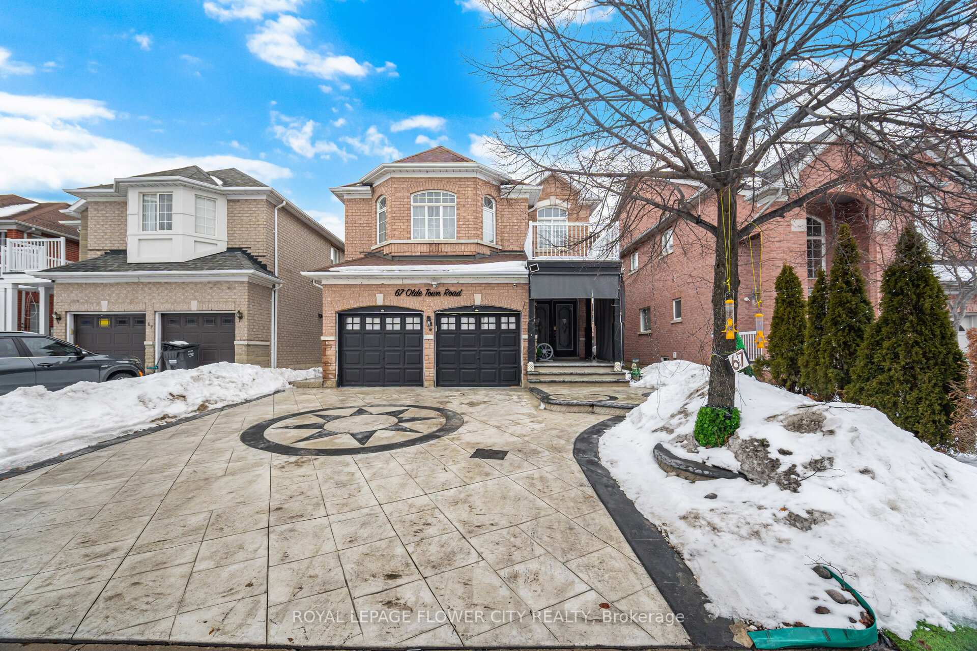 Photo 2 of 67 Olde Town Road, Brampton, Fletcher's Creek Village — HOMEH
