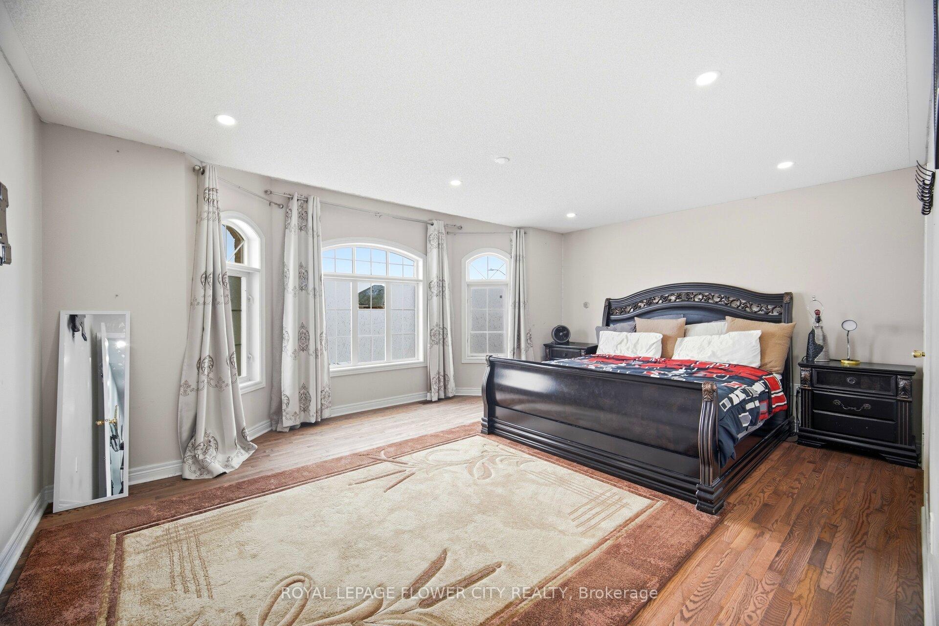 Photo 29 of 67 Olde Town Road, Brampton, Fletcher's Creek Village — HOMEH
