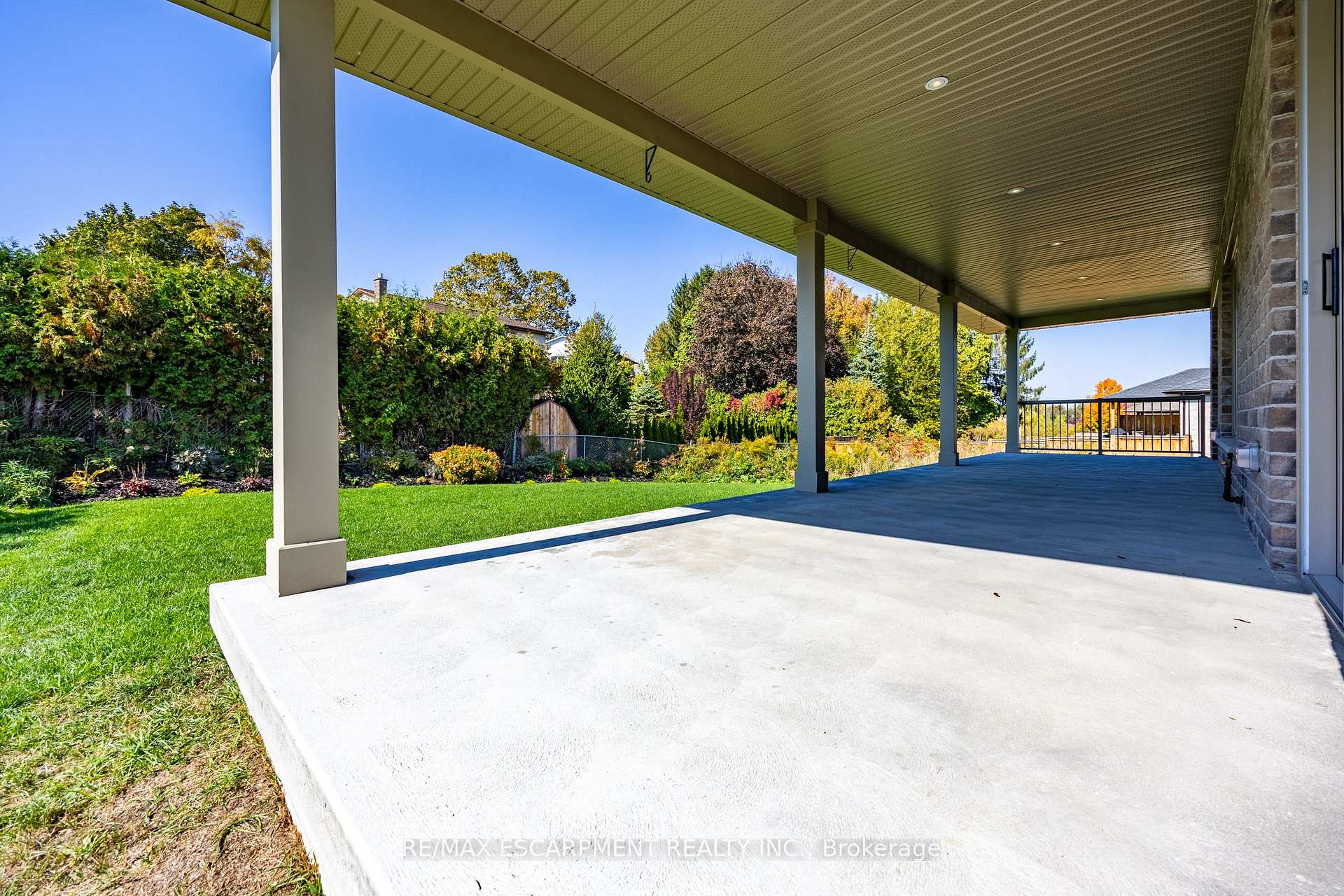 Photo 3 of 58 Judd Drive, Norfolk, Simcoe — HOMEH