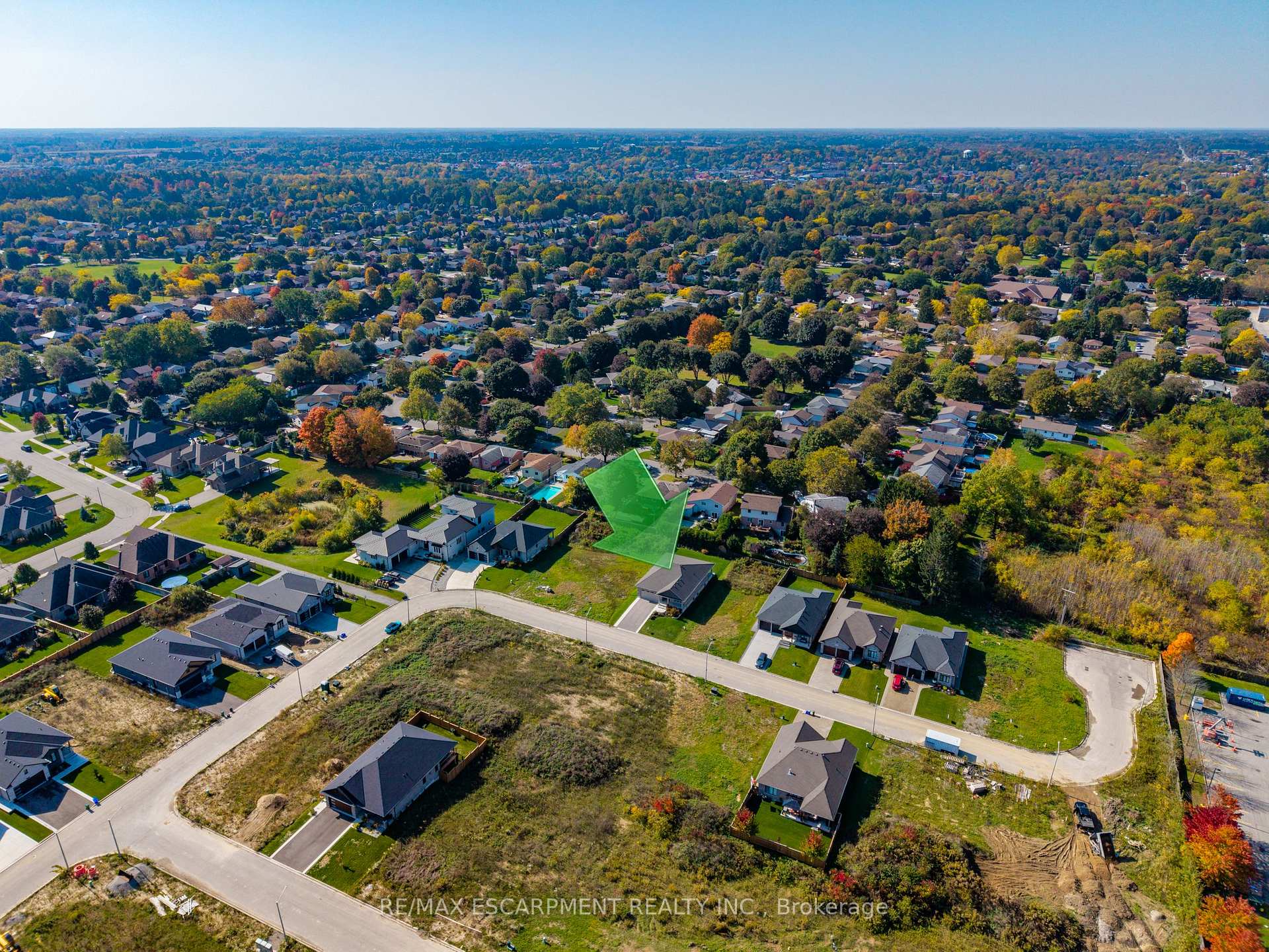 Photo 4 of 58 Judd Drive, Norfolk, Simcoe — HOMEH