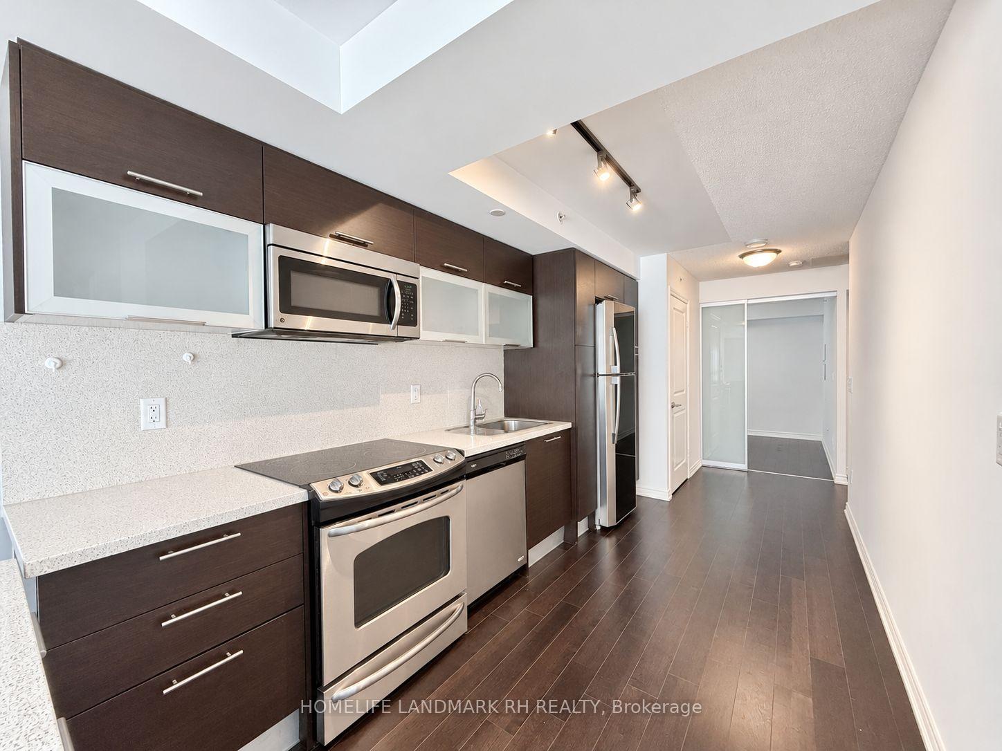 Photo 4 of Unit 2316, 386 Yonge Street, Toronto, Bay Street Corridor — HOMEH