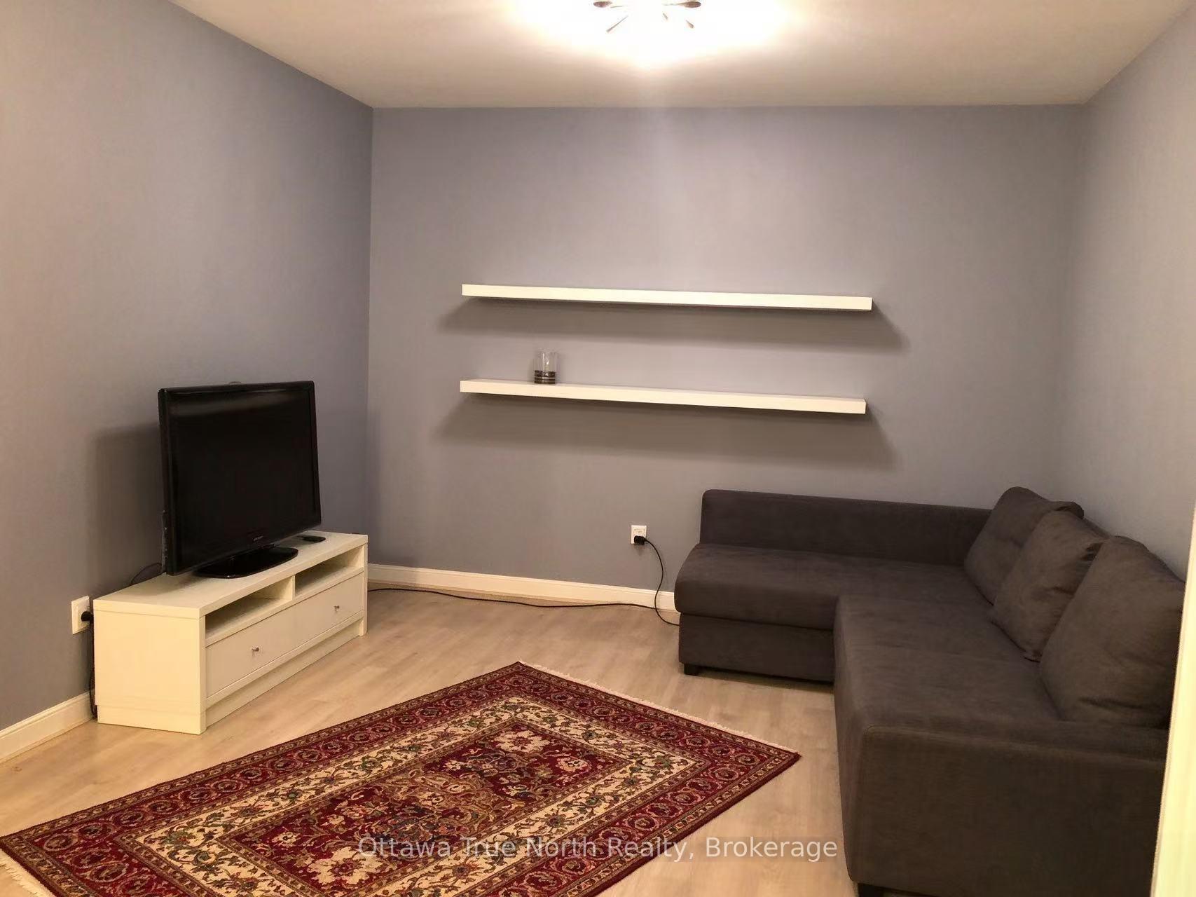 Photo 6 of 437 Celtic Ridge Crescent, Ottawa, Kanata - Morgan's Grant/South March — HOMEH