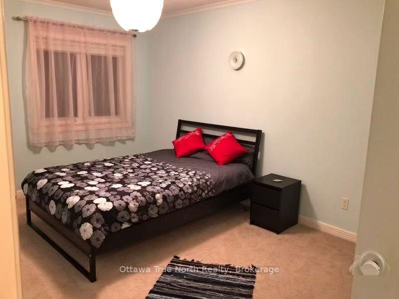 Photo 12 of 437 Celtic Ridge Crescent, Ottawa, Kanata - Morgan's Grant/South March — HOMEH