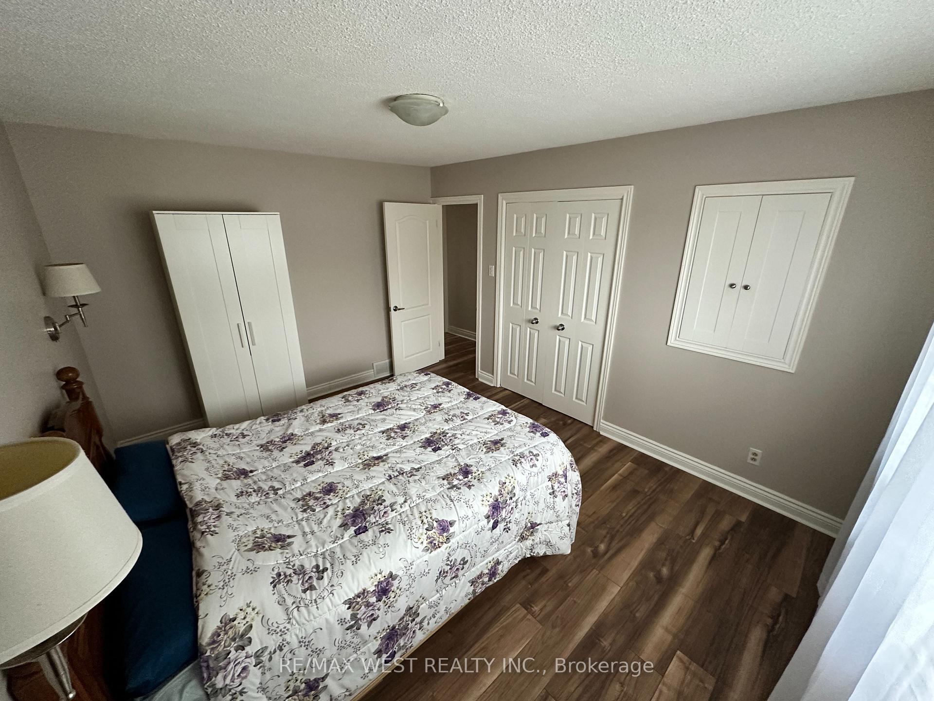 Photo 11 of 53 Bloomfield Avenue, St. Catharines, Secord Woods — HOMEH