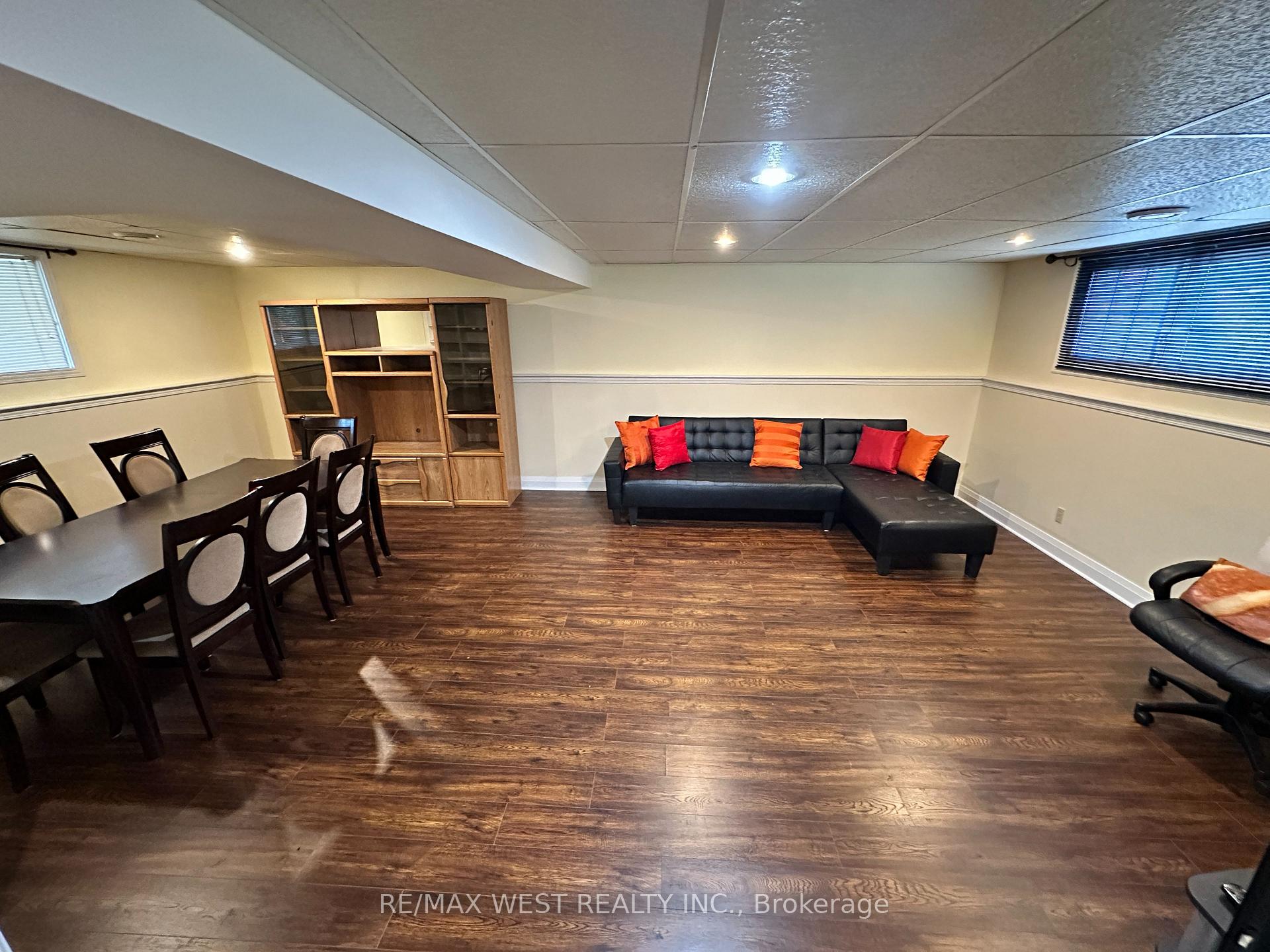 Photo 16 of 53 Bloomfield Avenue, St. Catharines, Secord Woods — HOMEH