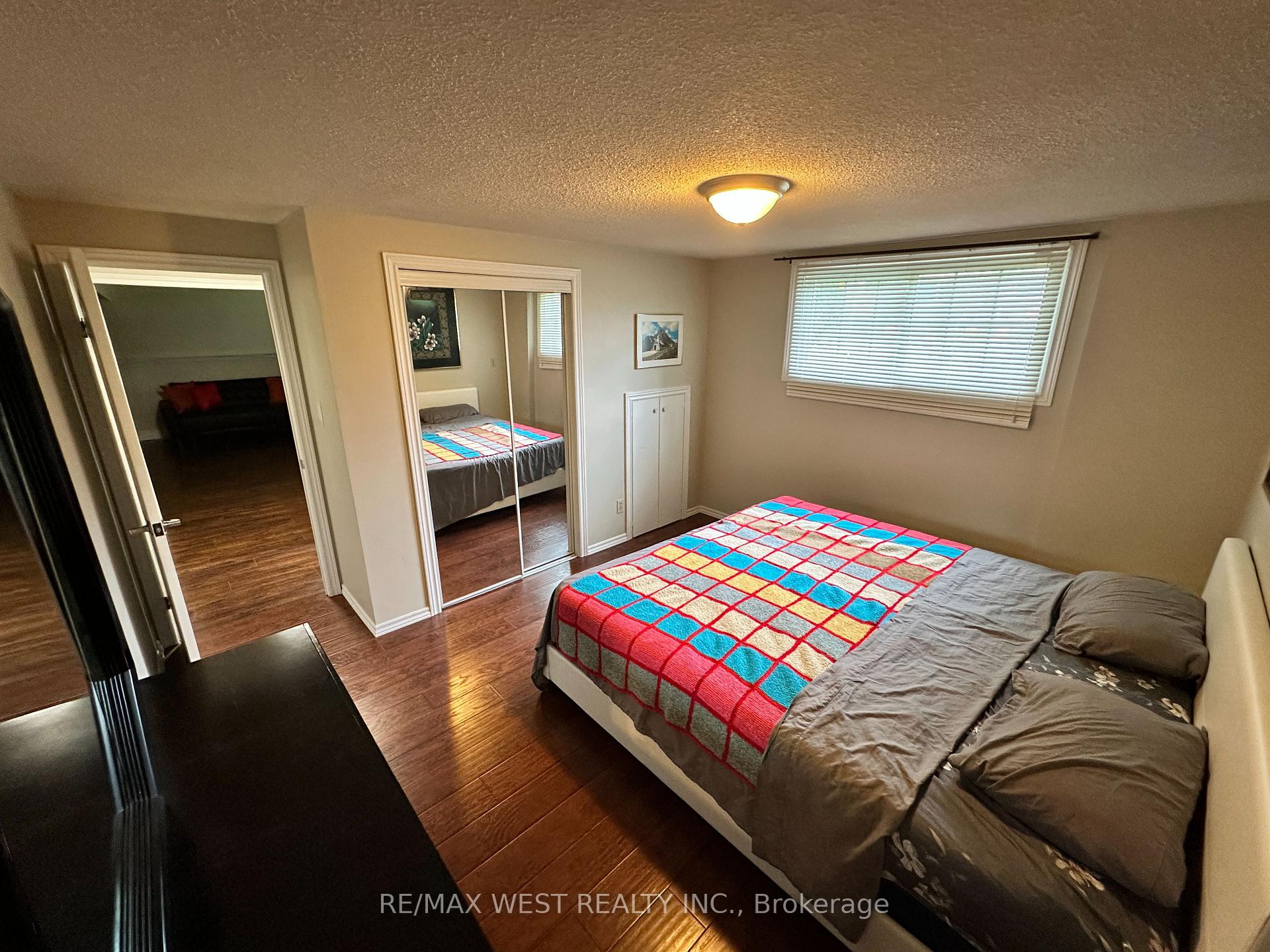 Photo 21 of 53 Bloomfield Avenue, St. Catharines, Secord Woods — HOMEH