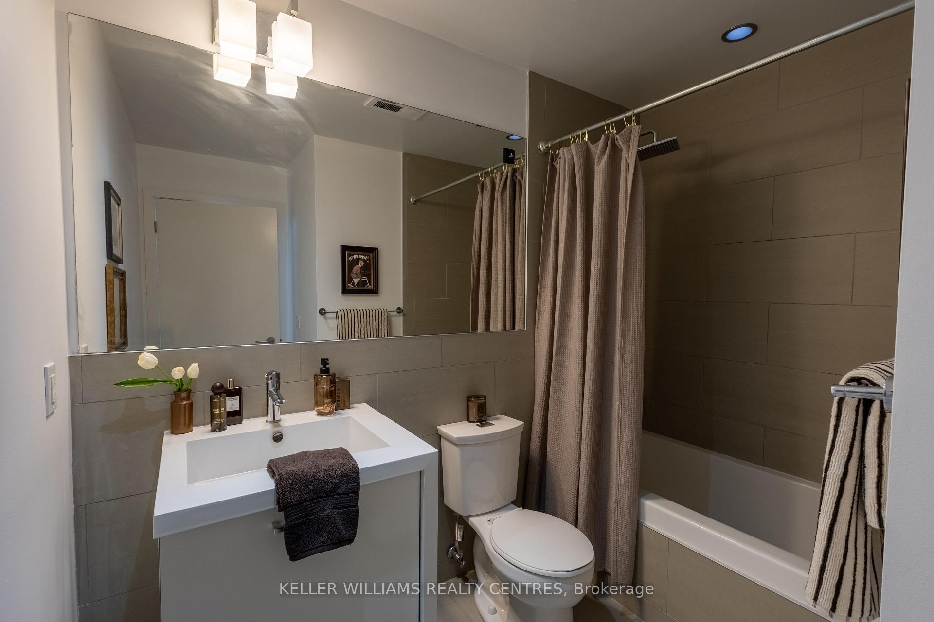 Photo 8 of Unit 806, 1201 Dundas Street E, Toronto, South Riverdale — HOMEH