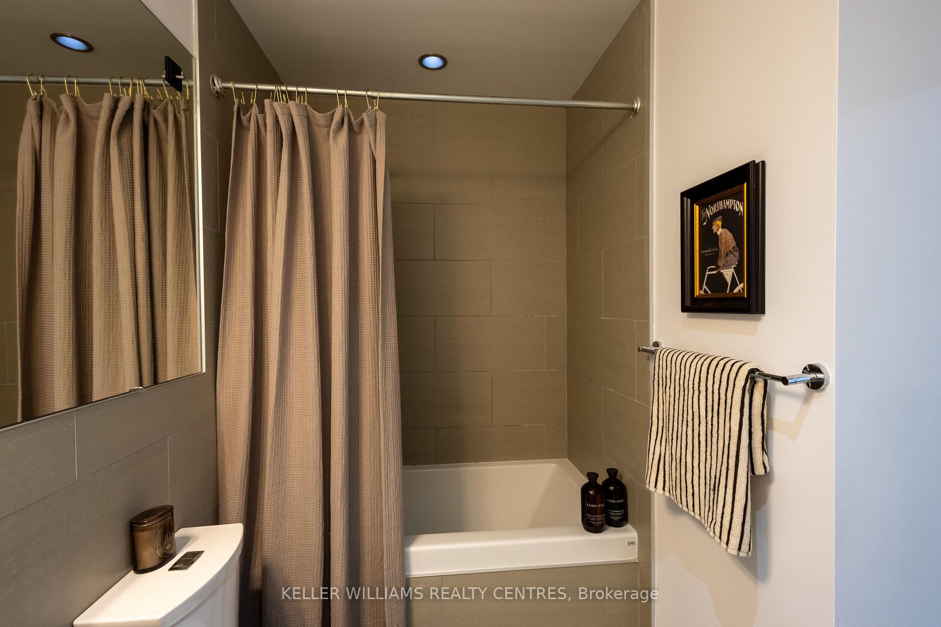 Photo 9 of Unit 806, 1201 Dundas Street E, Toronto, South Riverdale — HOMEH