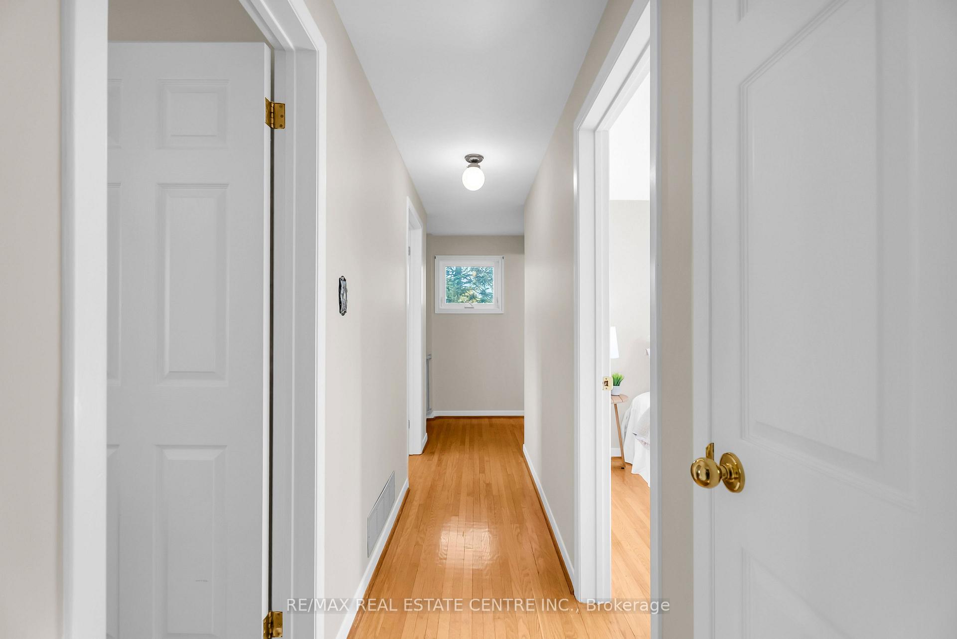 Photo 29 of 11 Dawson Crescent, Halton Hills, Georgetown — HOMEH