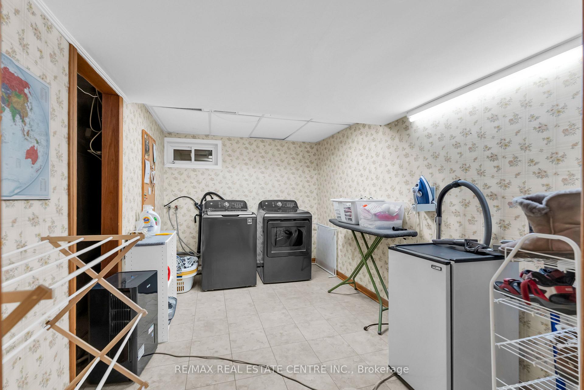 Photo 42 of 11 Dawson Crescent, Halton Hills, Georgetown — HOMEH