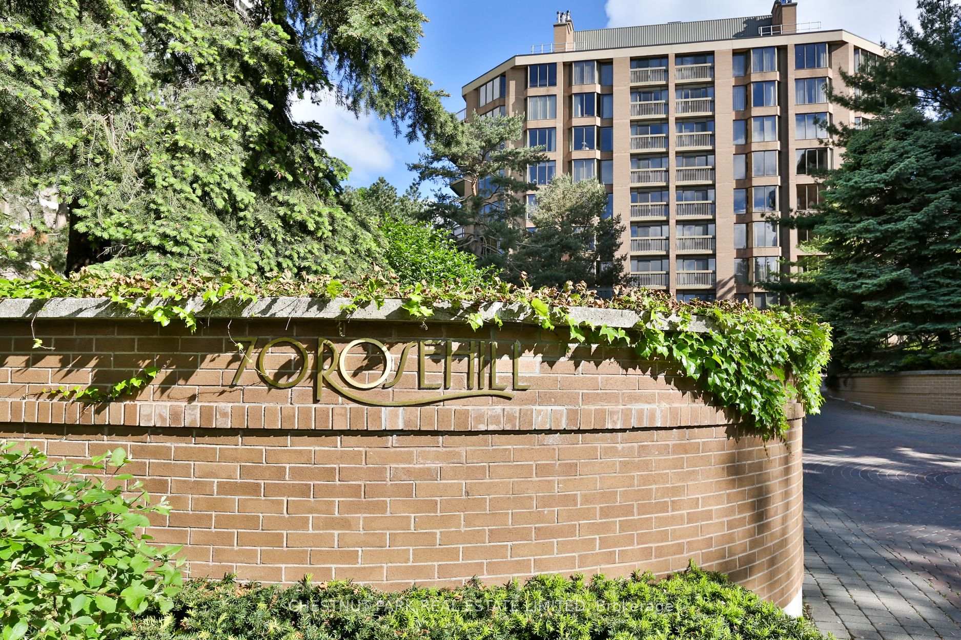 Photo of Unit 805, 70 Rosehill Avenue