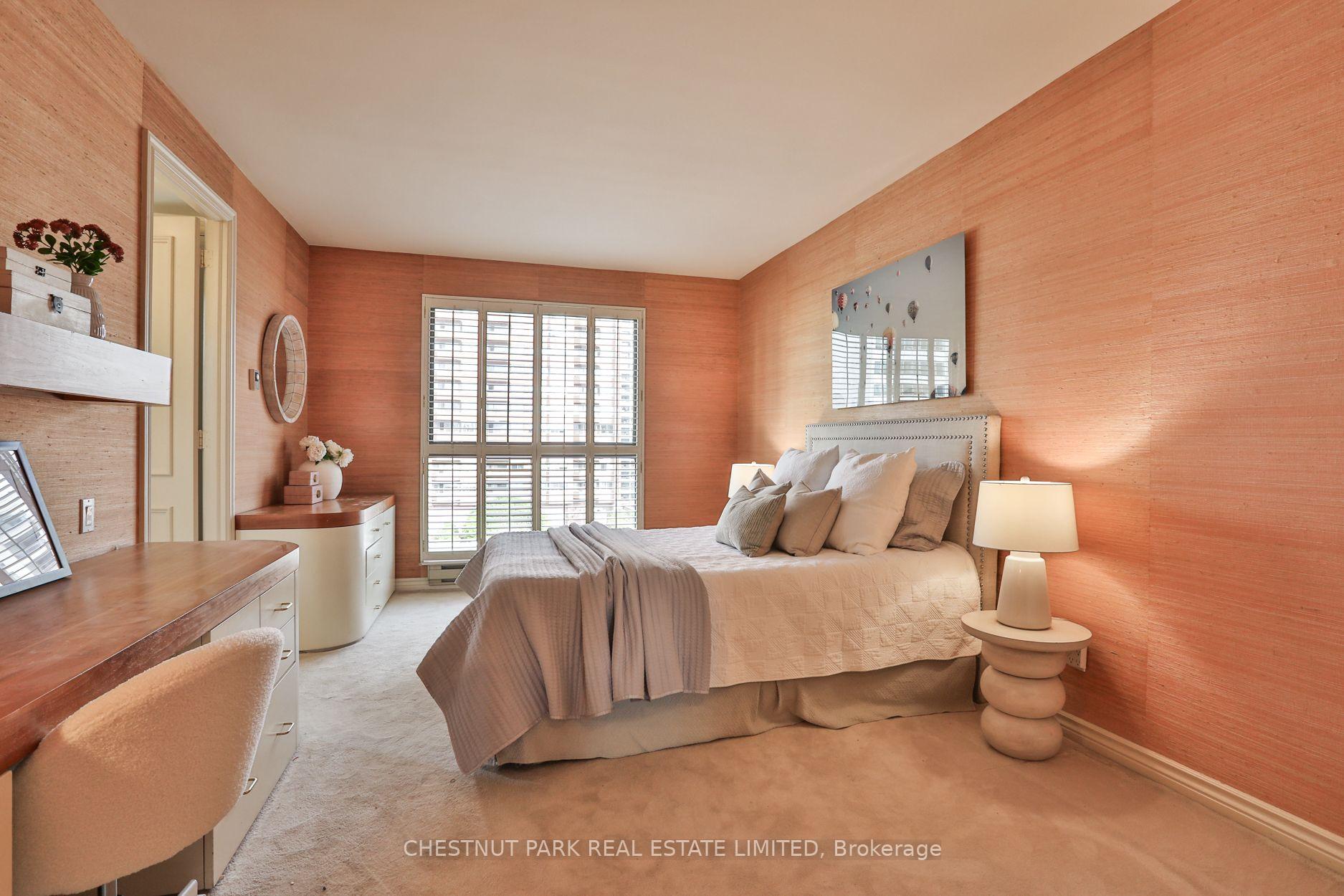 Photo 24 of Unit 805, 70 Rosehill Avenue, Toronto, Rosedale-Moore Park — HOMEH